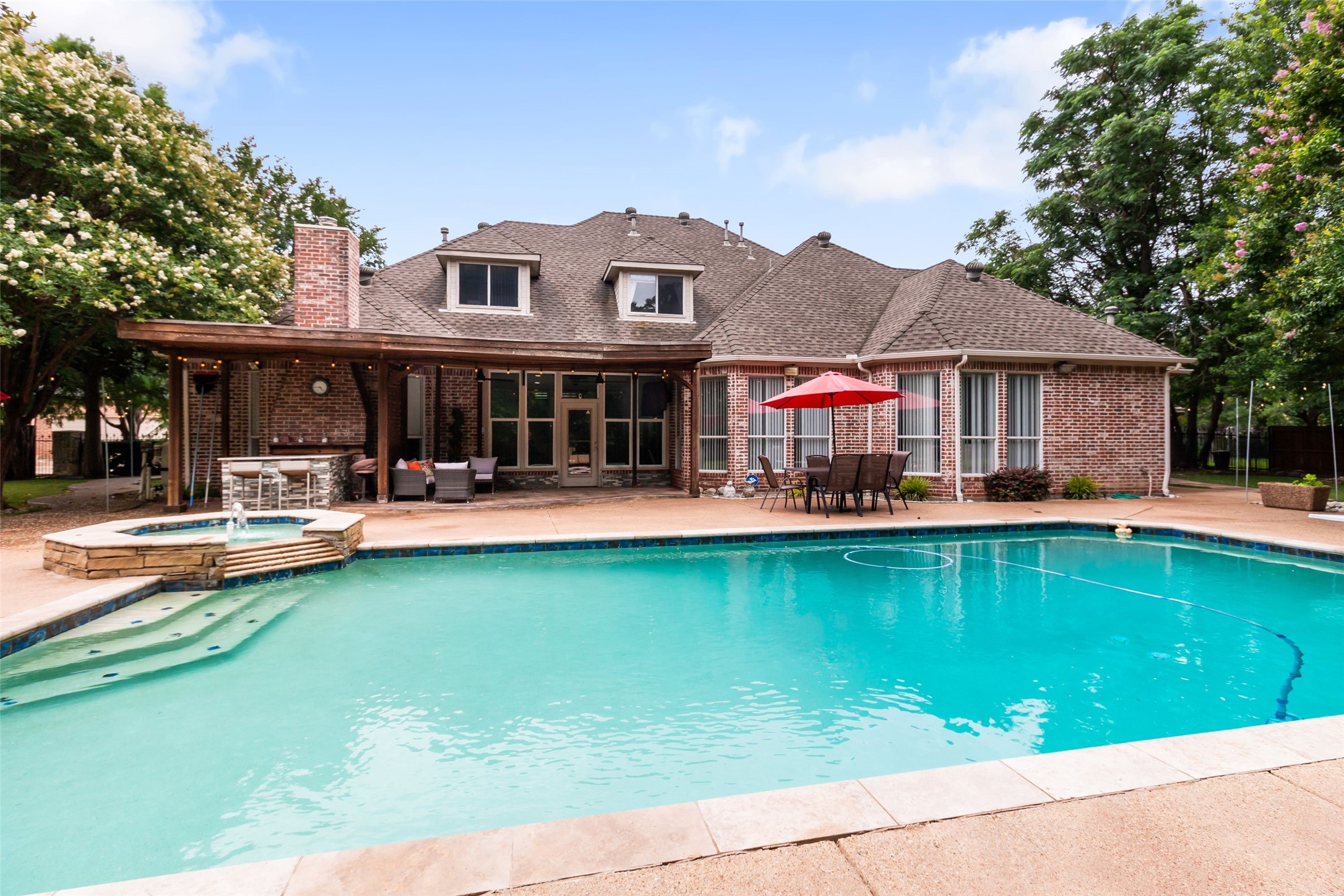 Southlake, Texas, 76092, United States, 5 Bedrooms Bedrooms, ,5 BathroomsBathrooms,Residential,For Sale,1898748