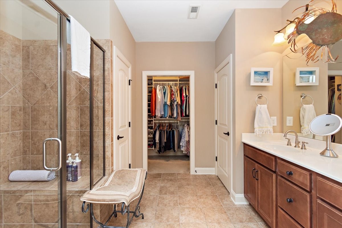 Goodlettsville, Tennessee, 37072, United States, 3 Bedrooms Bedrooms, ,3 BathroomsBathrooms,Residential,For Sale,1946973