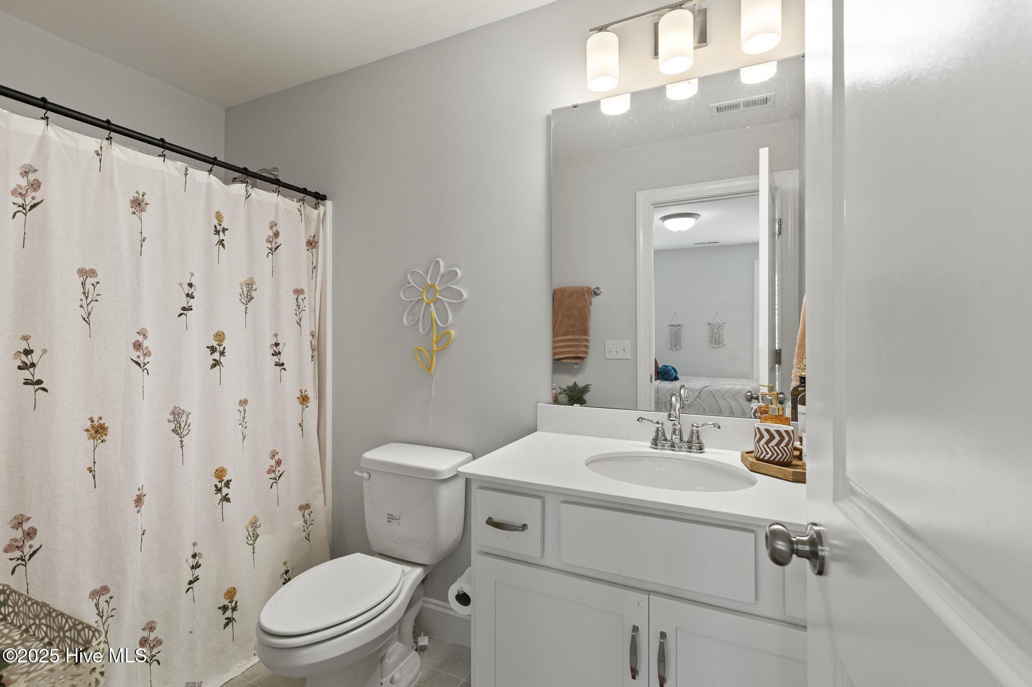 Hampstead, North Carolina, 28443, United States, 5 Bedrooms Bedrooms, ,4 BathroomsBathrooms,Residential,For Sale,1972632