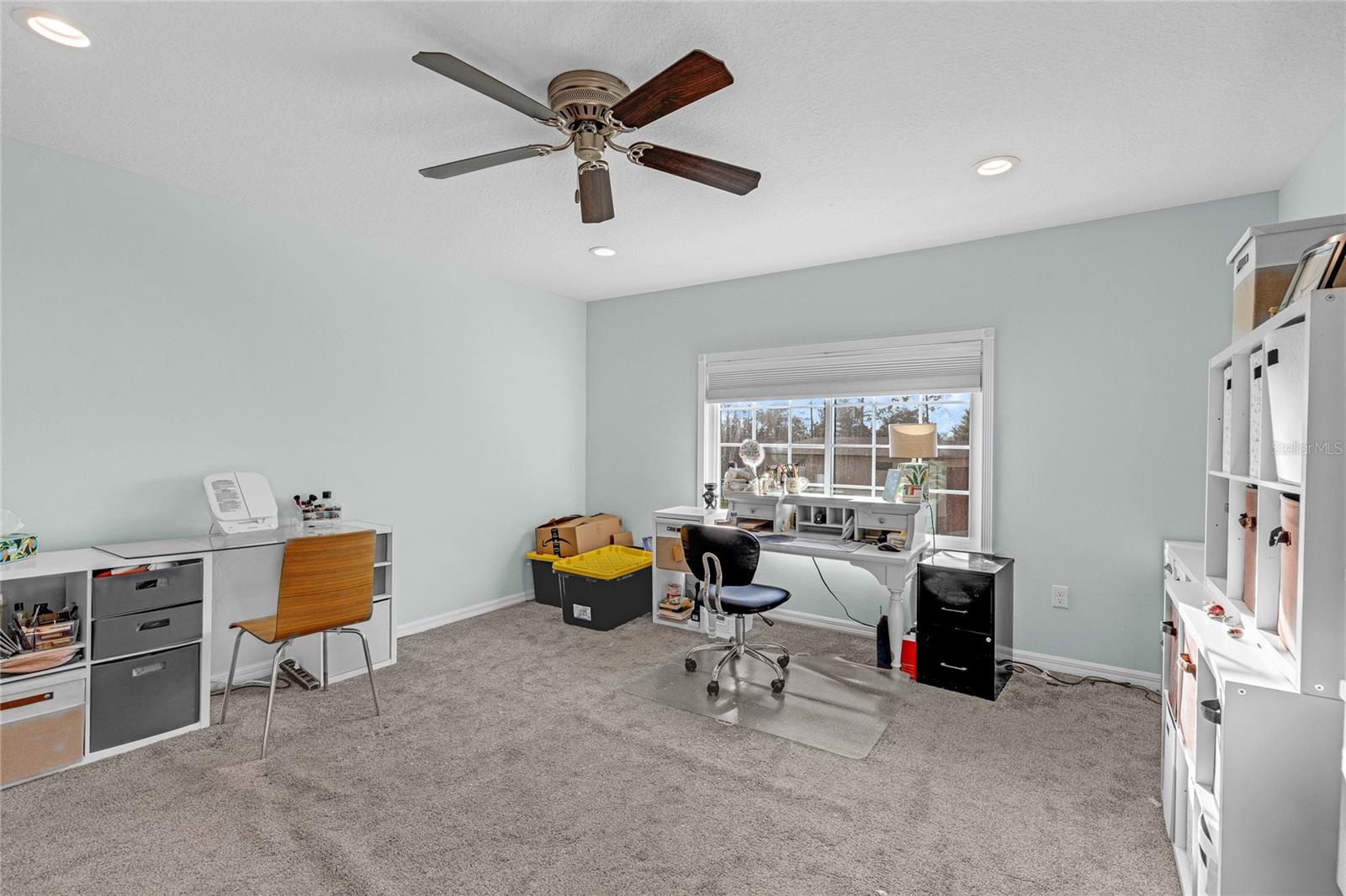 WEIRSDALE, Florida, 32195, United States, 5 Bedrooms Bedrooms, ,3 BathroomsBathrooms,Residential,For Sale,1921300
