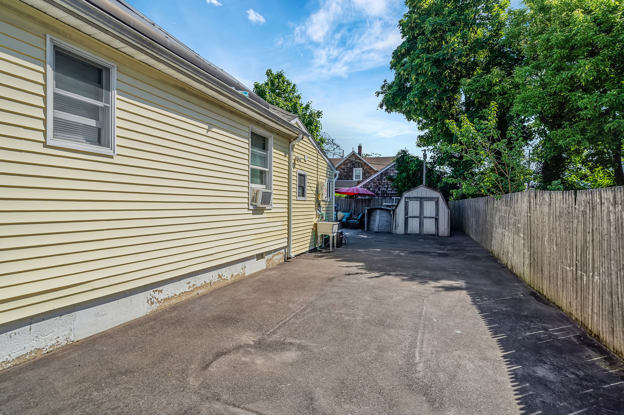 Bay Shore, New York, 11706, United States, 3 Bedrooms Bedrooms, ,3 BathroomsBathrooms,Residential,For Sale,2048700
