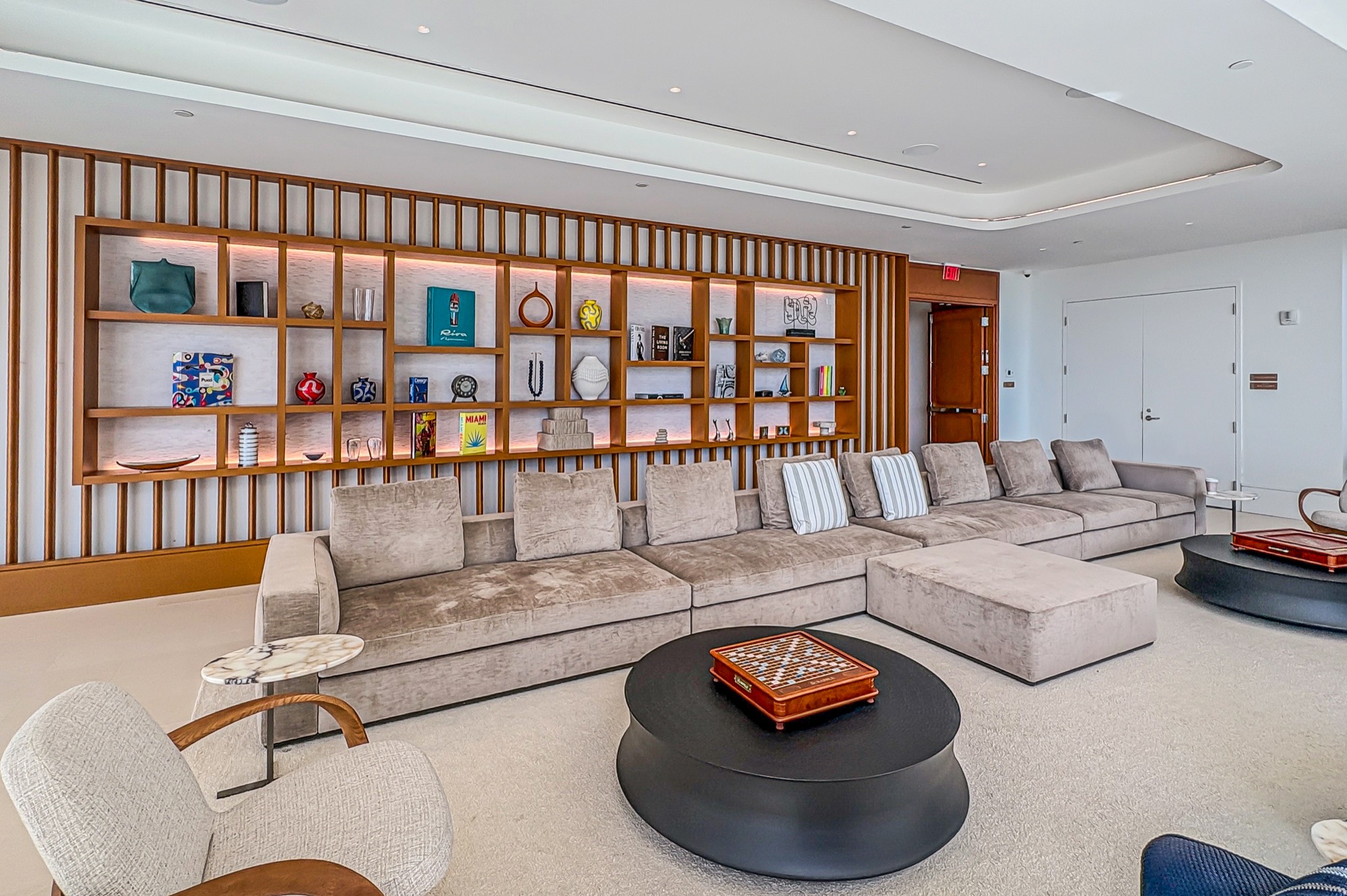 175 SE 25 Road, Miami, FL, 33129 - 物件實景