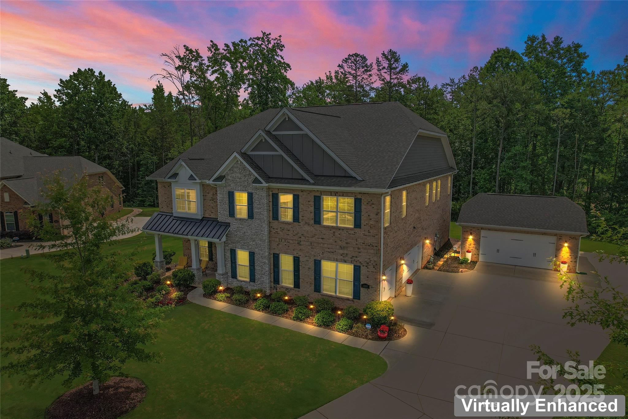 Fort Mill, South Carolina, 29707, United States, 5 Bedrooms Bedrooms, ,6 BathroomsBathrooms,Residential,For Sale,1982874