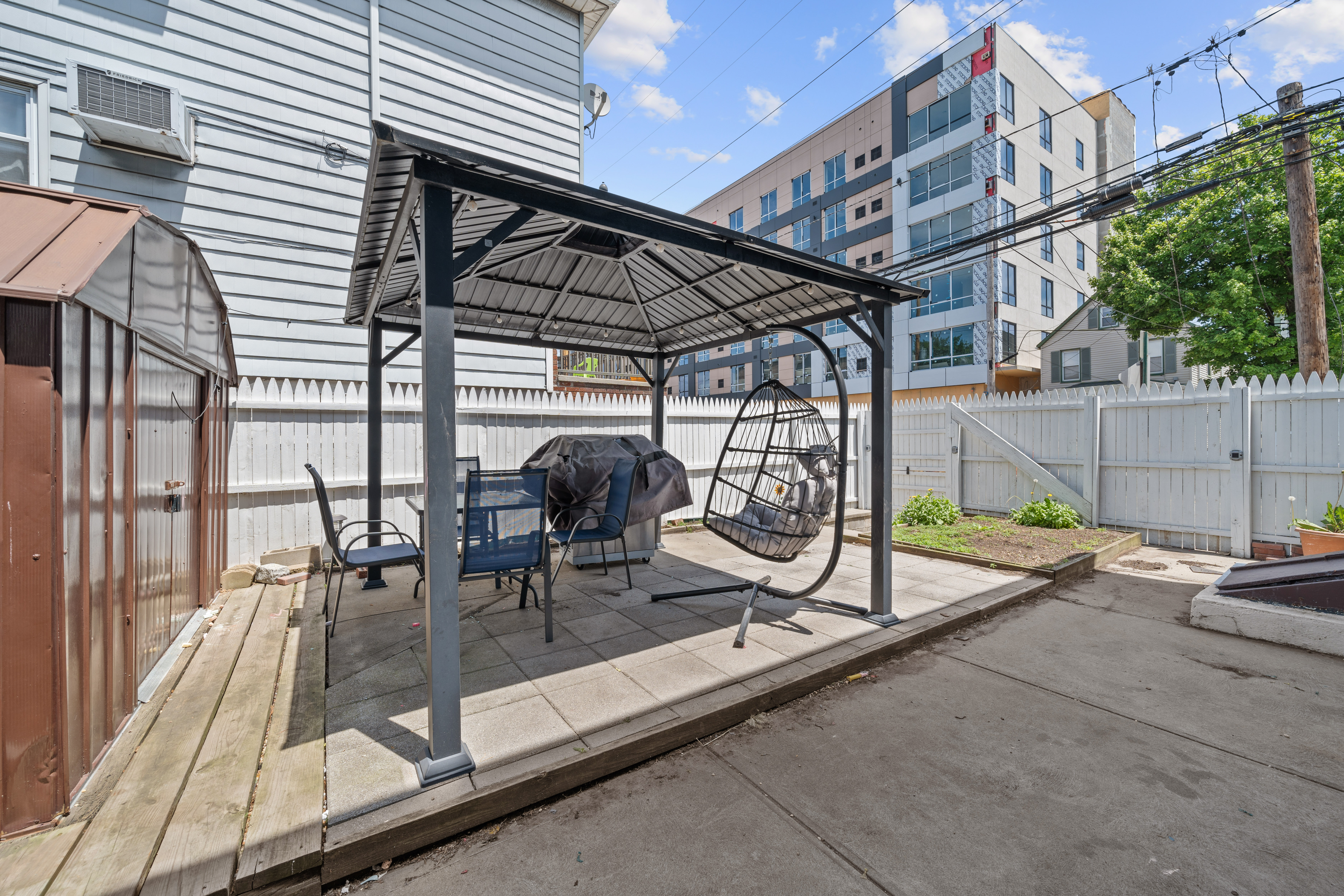 51 East 14th Street, Bayonne, NJ 07002 - 物件實景