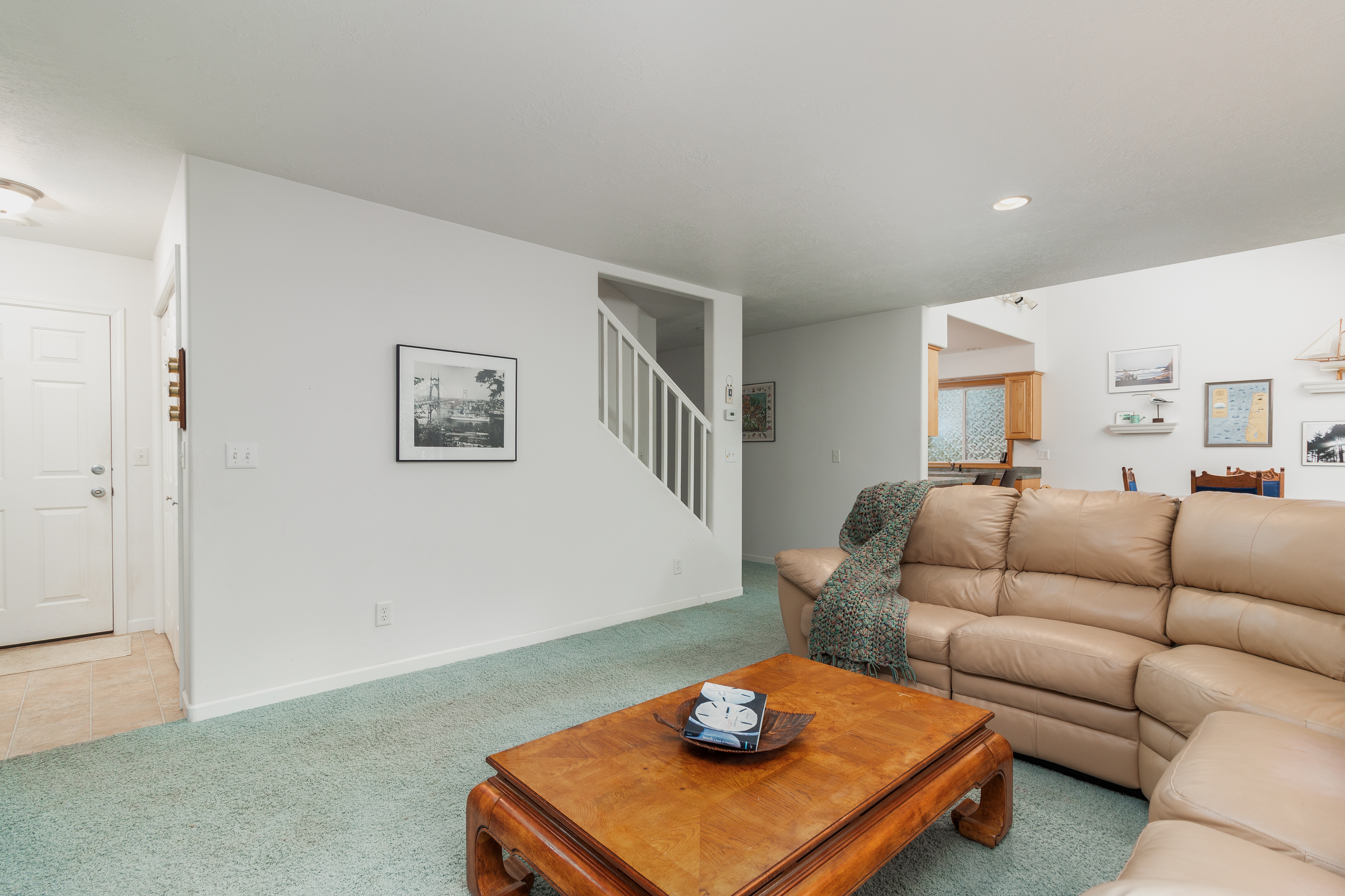 Neskowin, Oregon, 97149, United States, 3 Bedrooms Bedrooms, ,3 BathroomsBathrooms,Residential,For Sale,1927919
