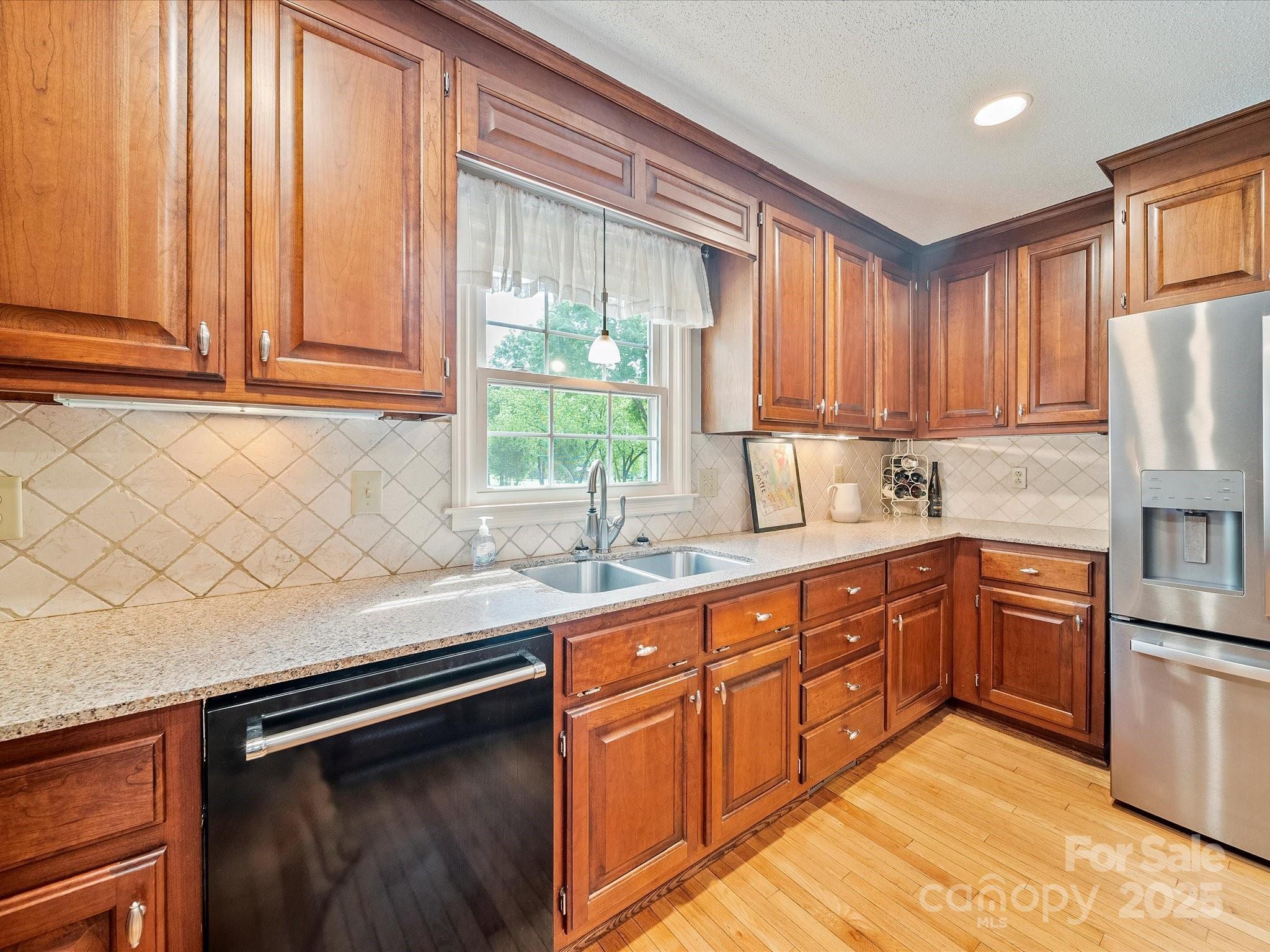 Monroe, North Carolina, 28112, United States, 3 Bedrooms Bedrooms, ,2 BathroomsBathrooms,Residential,For Sale,1975827