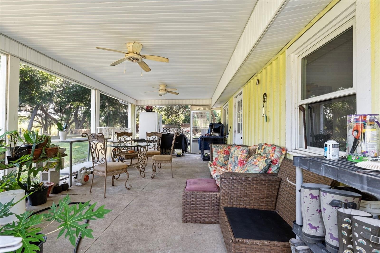 HAINES CITY, Florida, 33844, United States, 4 Bedrooms Bedrooms, ,3 BathroomsBathrooms,Residential,For Sale,1983329