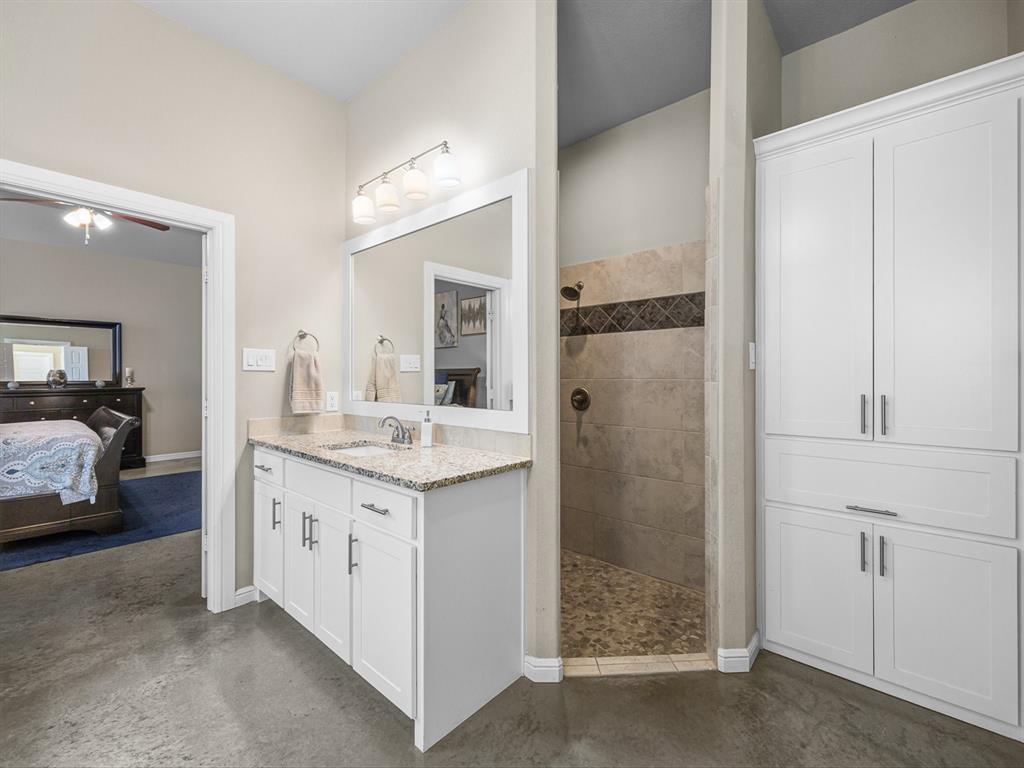 Midlothian, Texas, 76065, United States, 3 Bedrooms Bedrooms, ,3 BathroomsBathrooms,Residential,For Sale,1978446