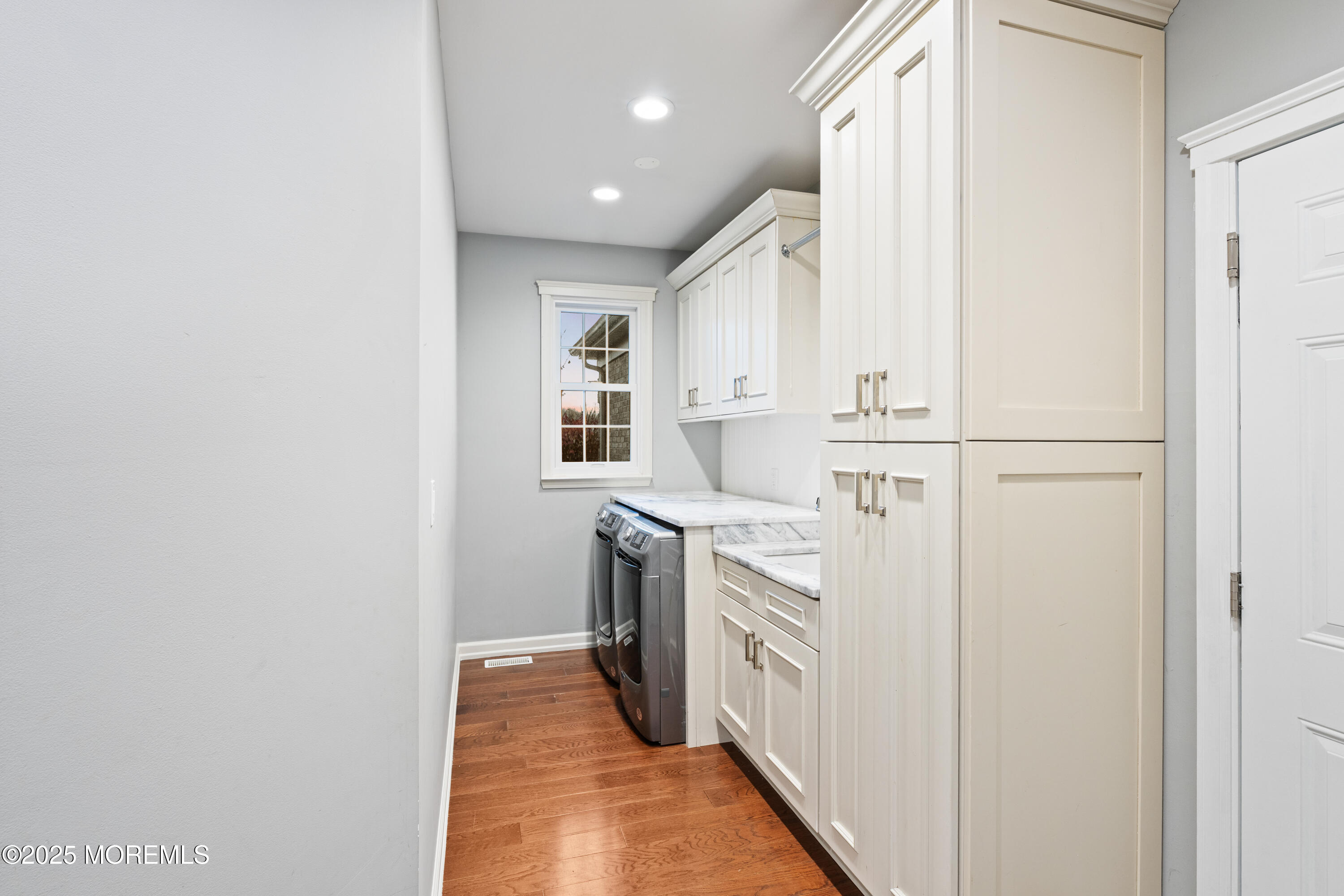 Jackson, New Jersey, 08527, United States, 7 Bedrooms Bedrooms, ,5 BathroomsBathrooms,Residential,For Sale,1998034