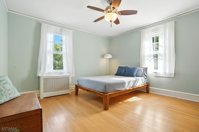 Maplewood Twp., New Jersey, 07040, United States, 4 Bedrooms Bedrooms, ,3 BathroomsBathrooms,Residential,For Sale,1940920