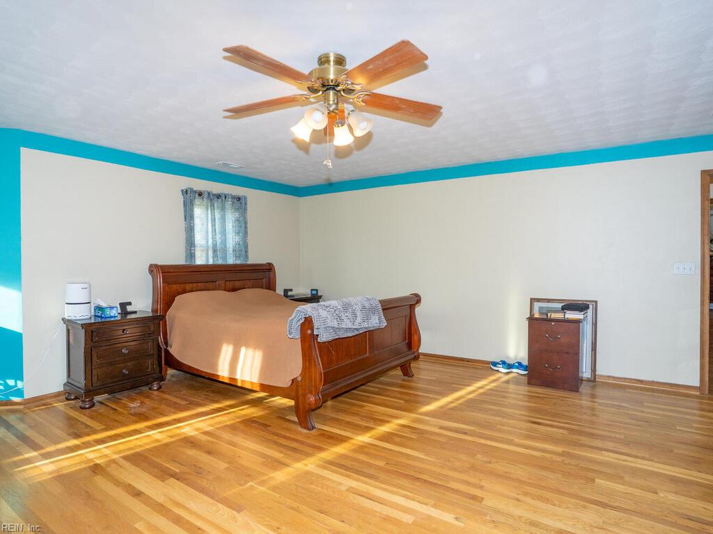 Virginia Beach Va, Virginia, 23457, United States, 4 Bedrooms Bedrooms, ,3 BathroomsBathrooms,Residential,For Sale,1989088