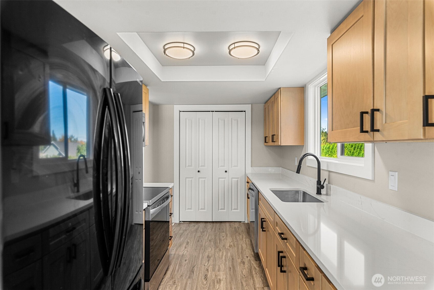 East Wenatchee, Washington, 98802, United States, 3 Bedrooms Bedrooms, ,1 BathroomBathrooms,Residential,For Sale,1984794