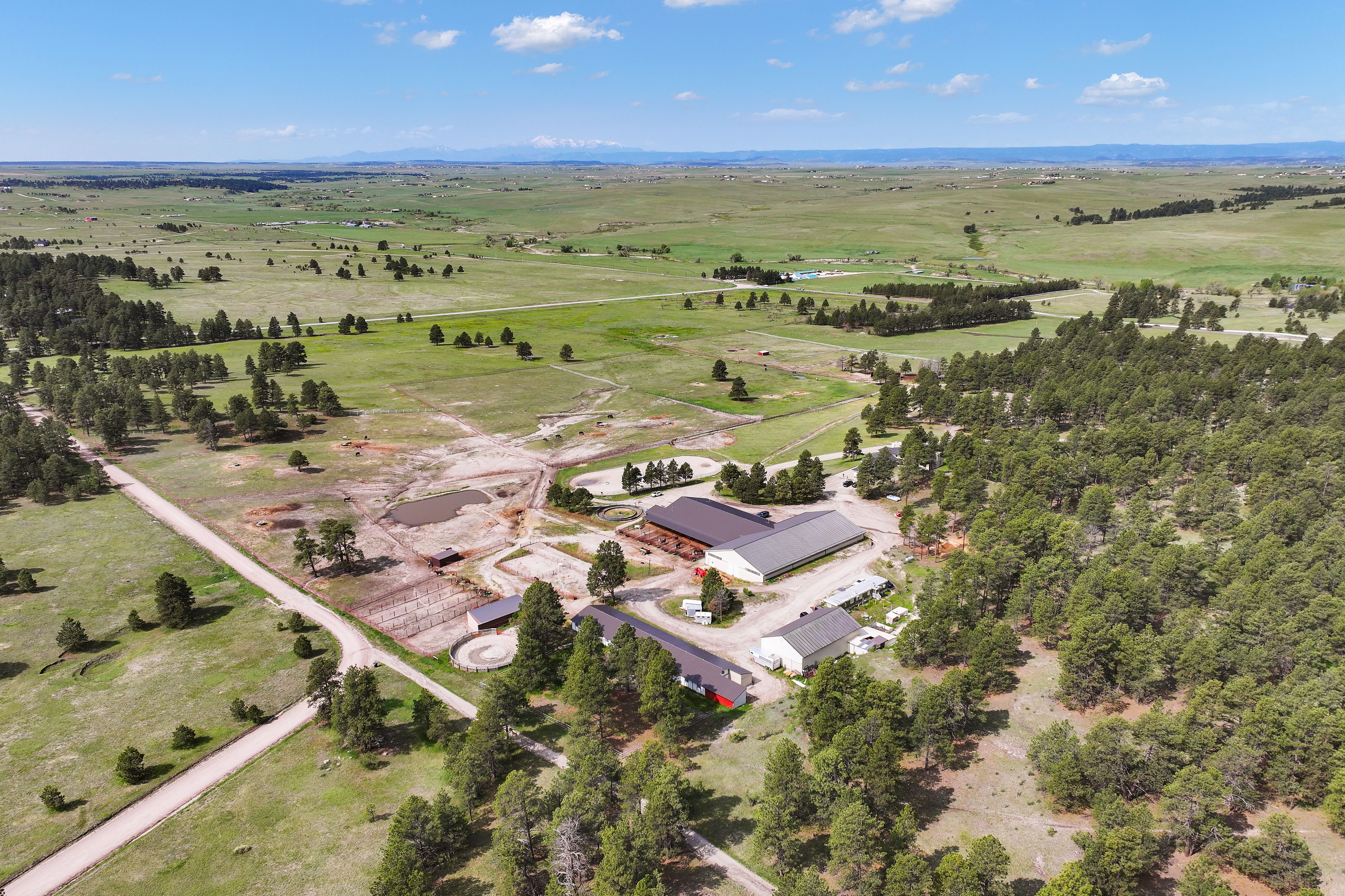  Discovery Farm: 157 Acres of Mid-Century Design and Equestrian Excellence - 物件實景