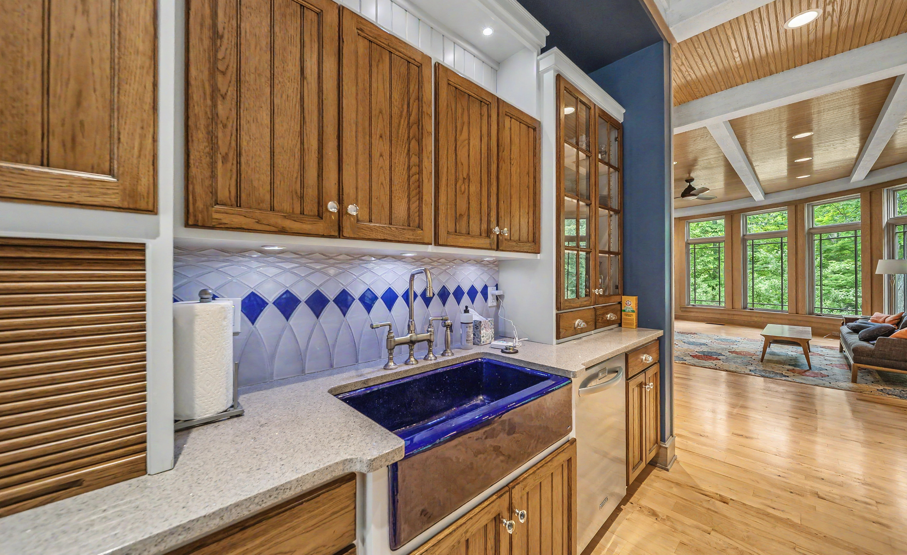  Stunning Prairie-Inspired Estate on 16 Acres of Scenic Woodlands - 物件實景
