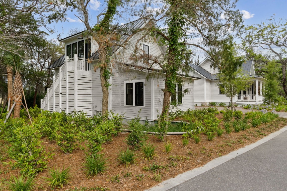 Fernandina Beach, Florida, 32034, United States, 5 Bedrooms Bedrooms, ,4 BathroomsBathrooms,Residential,For Sale,1983065