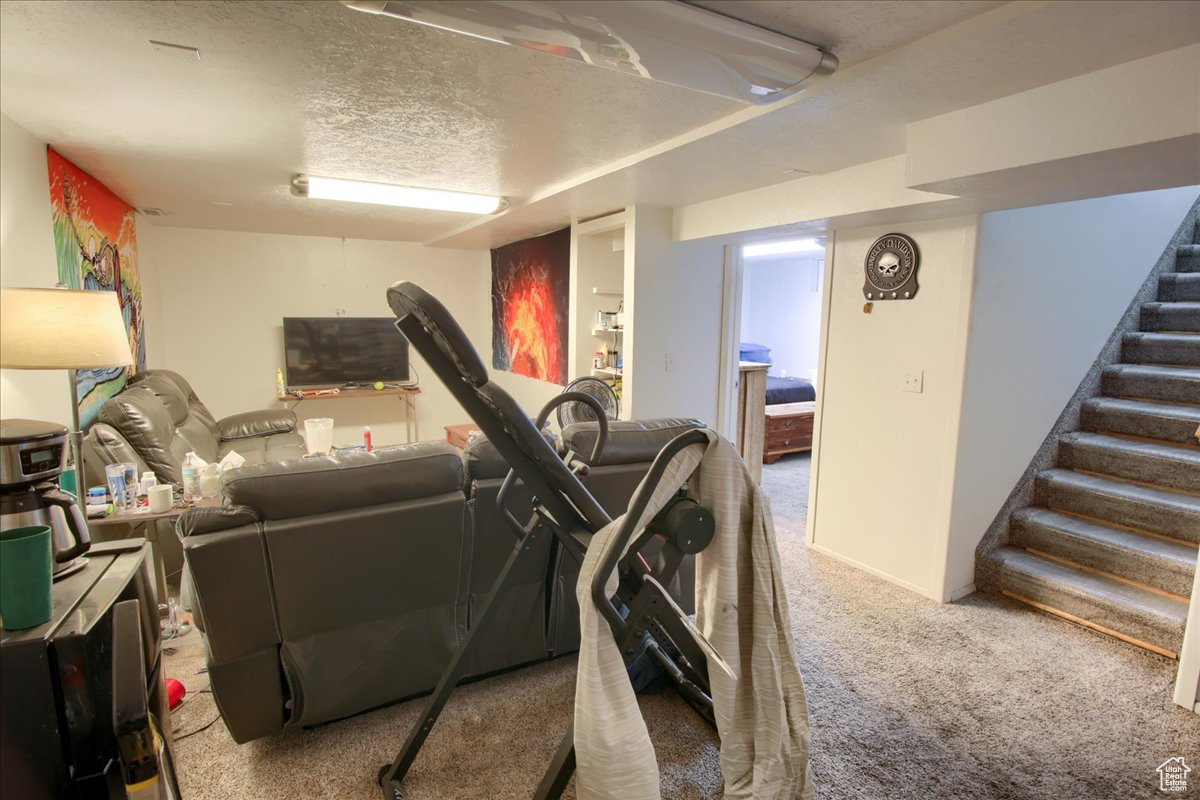 West Valley City, Utah, 84128, United States, 5 Bedrooms Bedrooms, ,2 BathroomsBathrooms,Residential,For Sale,1868735