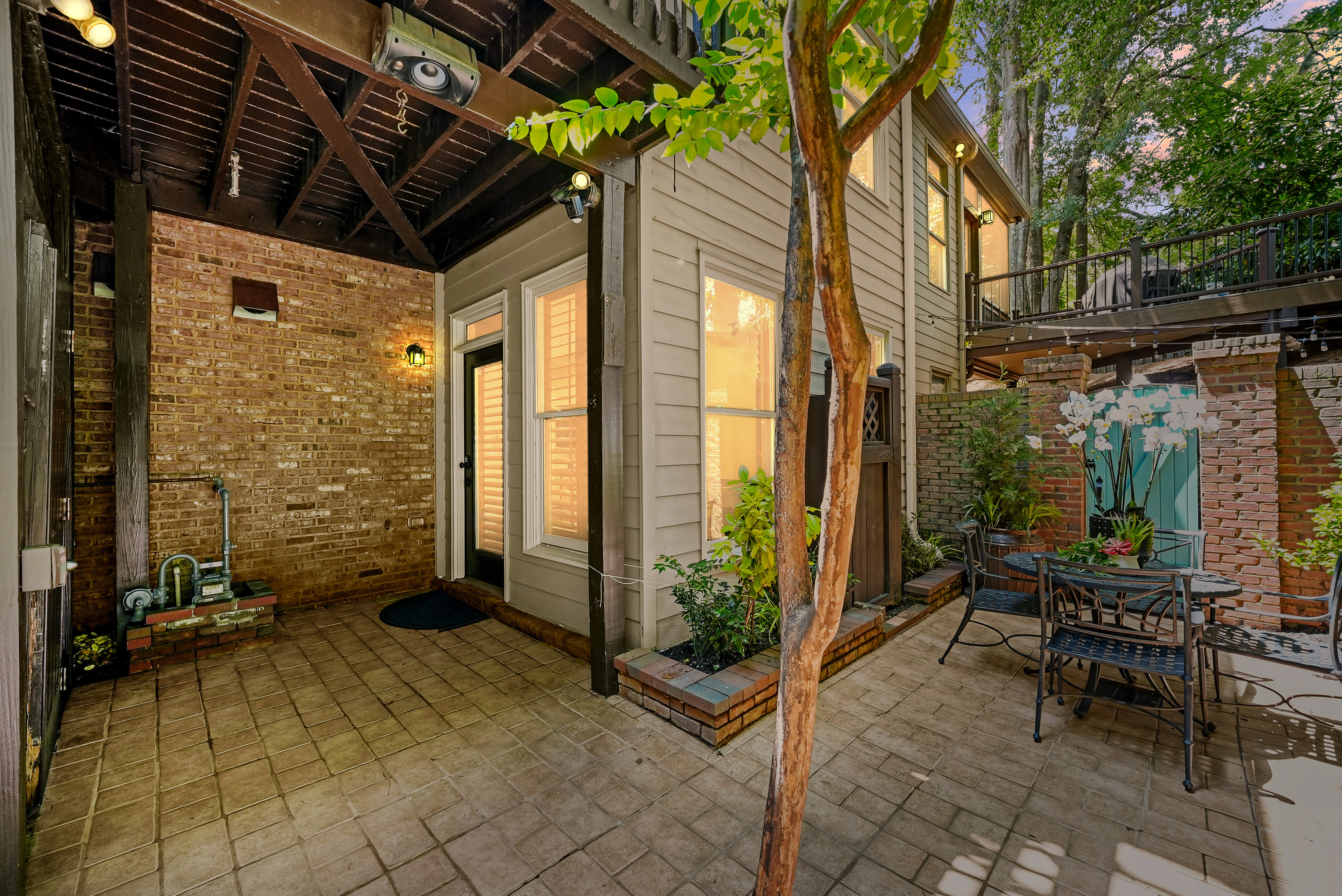  Beautifully Appointed Townhome in the Heart of Downtown Alpharetta - 物件實景