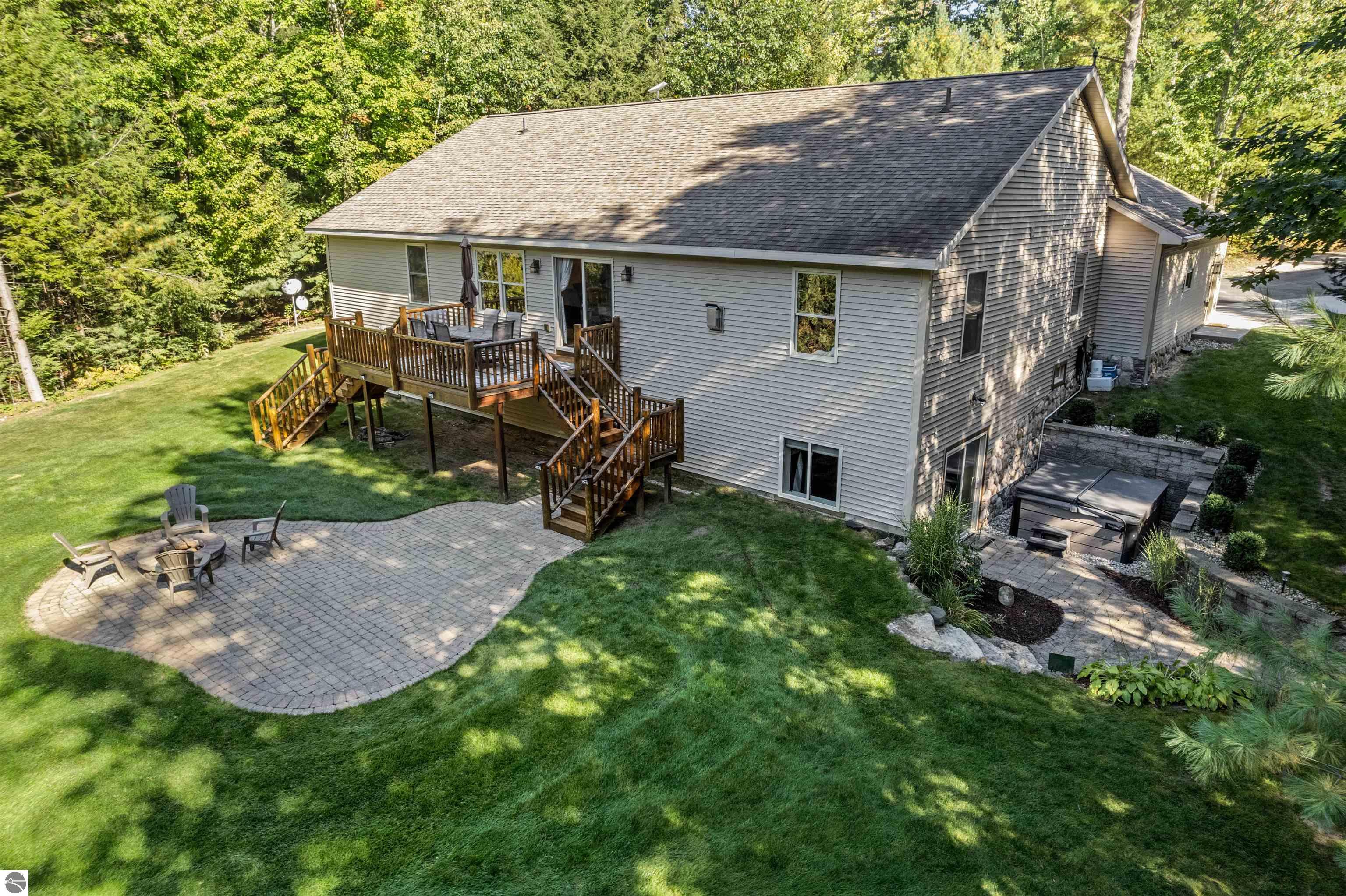 Traverse City, Michigan, 49685, United States, 5 Bedrooms Bedrooms, ,2 BathroomsBathrooms,Residential,For Sale,1960952