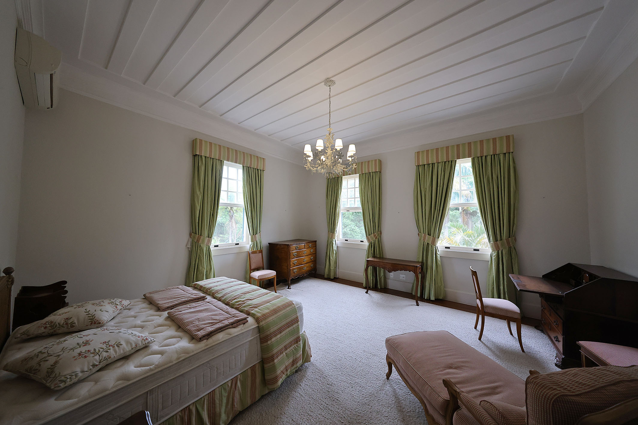  Renovated Farm with an Impressive Main Residence and Complete Infrastructure - 物件實景