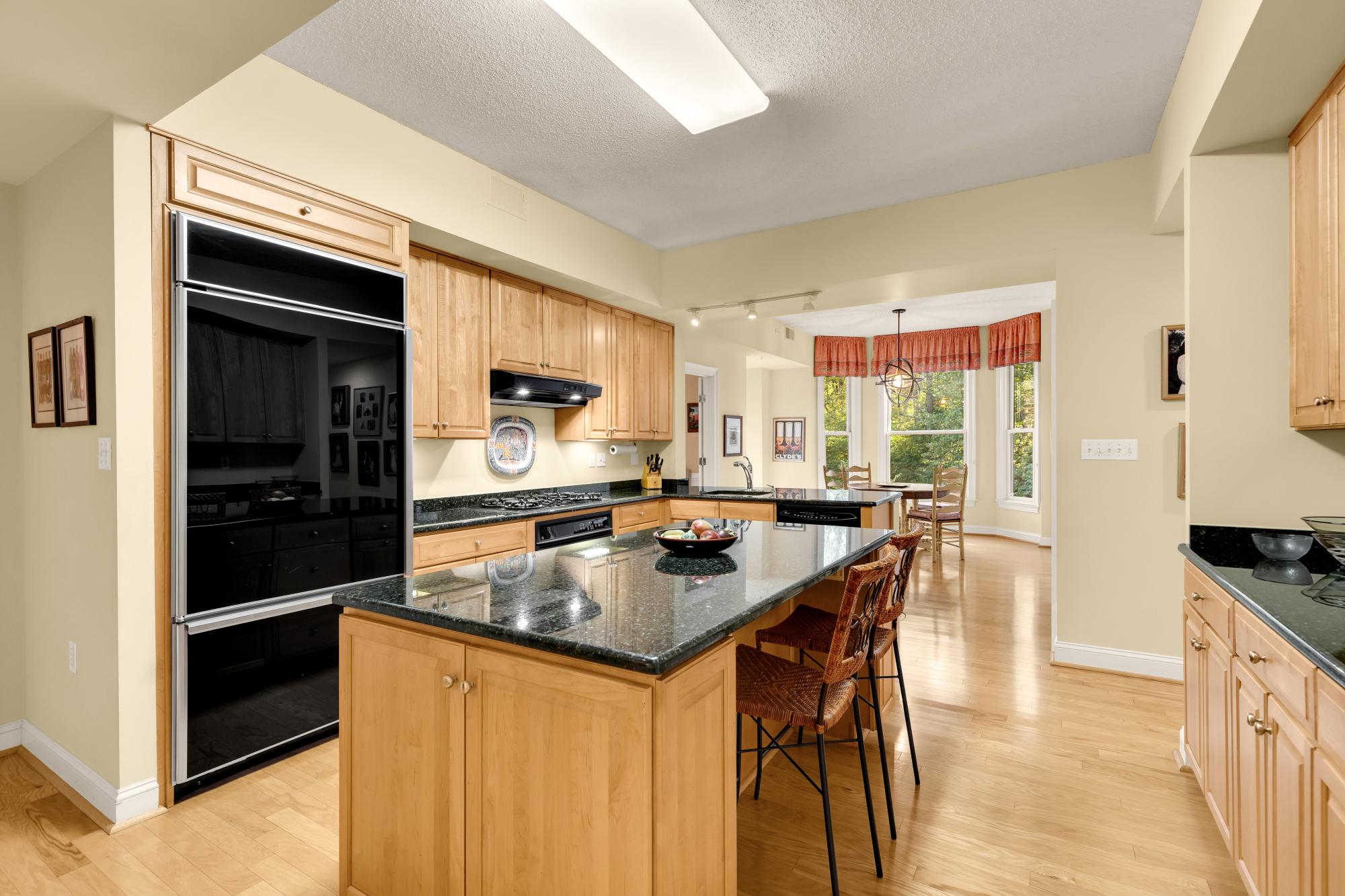  10400 Strathmore Park Court, North Bethesda, MD, 20852 - 物件實景