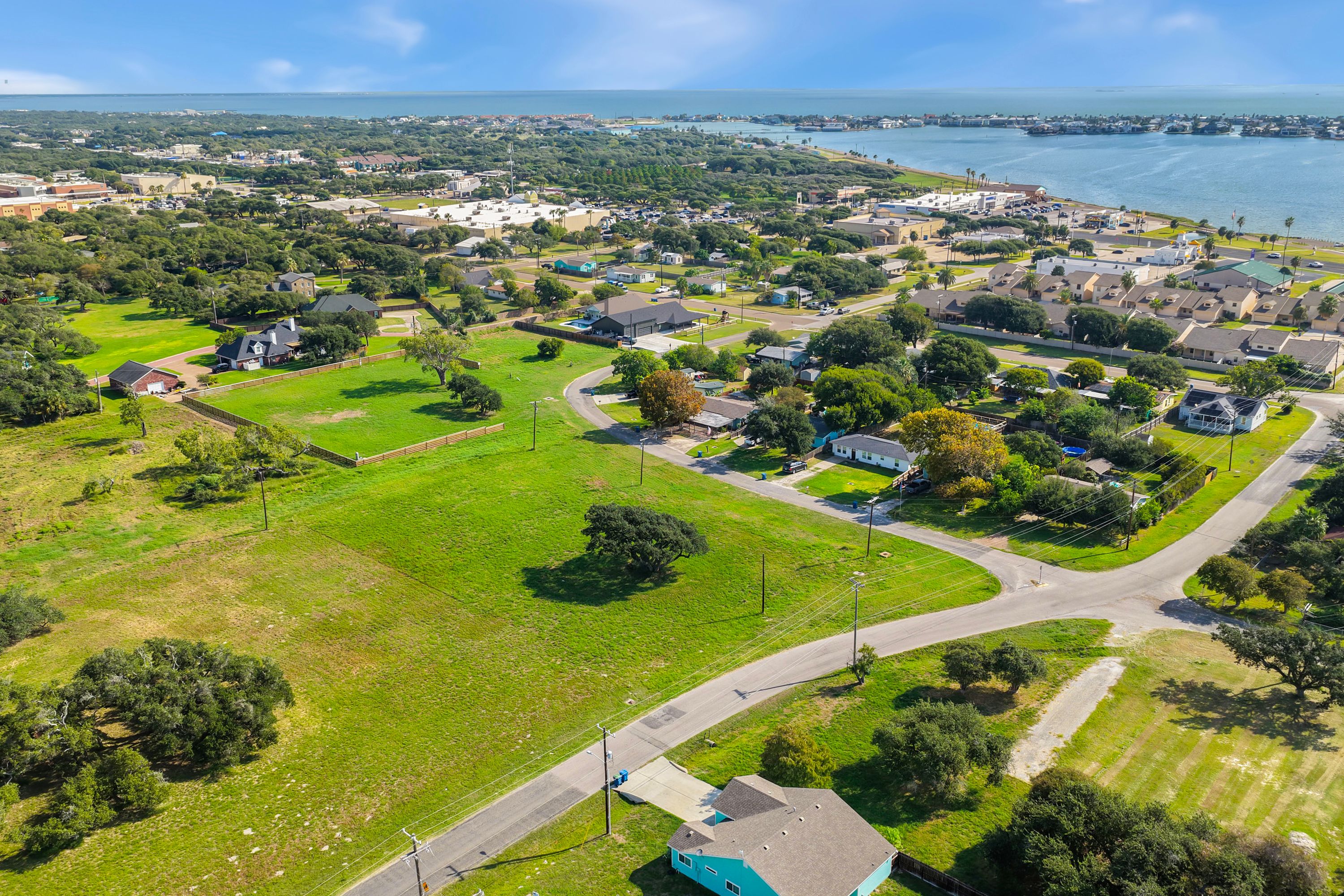  Rare Corner Homesite in the Heart of Rockport - 物件實景