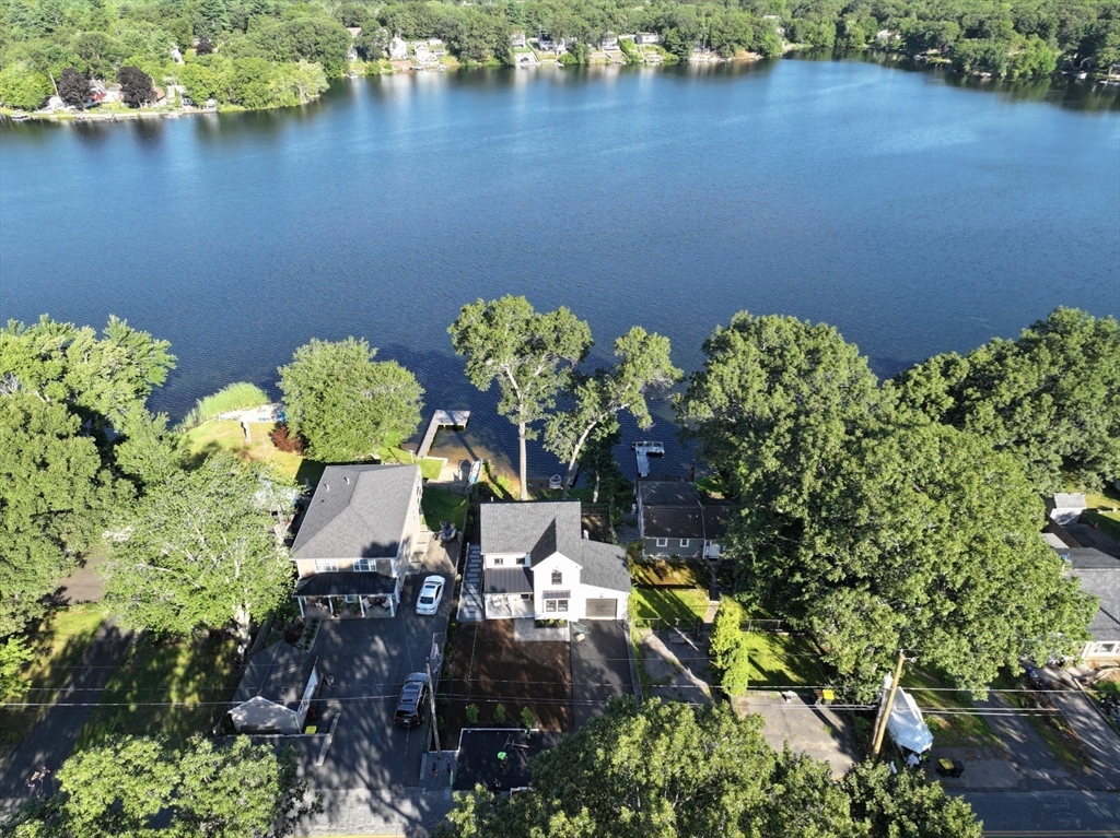 Bellingham, Massachusetts, 02019, United States, 4 Bedrooms Bedrooms, ,4 BathroomsBathrooms,Residential,For Sale,1927389