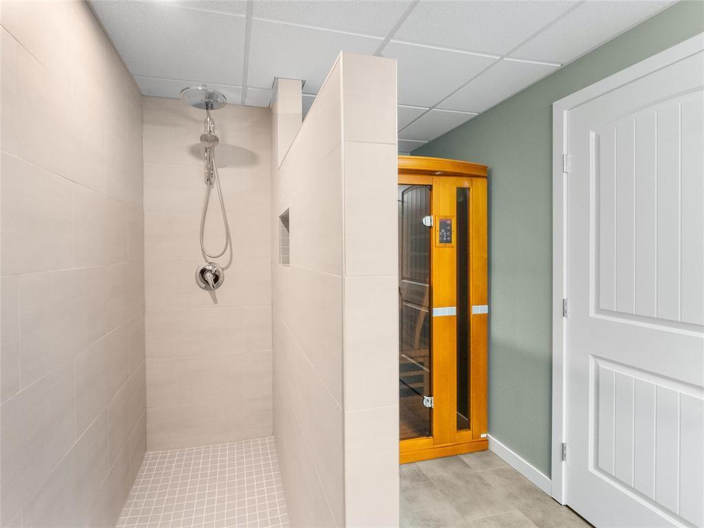 LESTER BEACH, Manitoba, R0E 0E0, CA, 4 Bedrooms Bedrooms, ,3 BathroomsBathrooms,Residential,For Sale,1949698