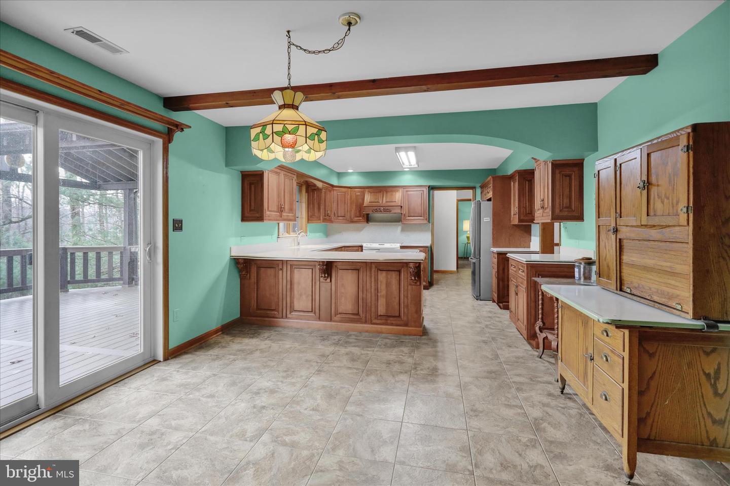 Lebanon, Pennsylvania, 17042, United States, 4 Bedrooms Bedrooms, ,3 BathroomsBathrooms,Residential,For Sale,1998150