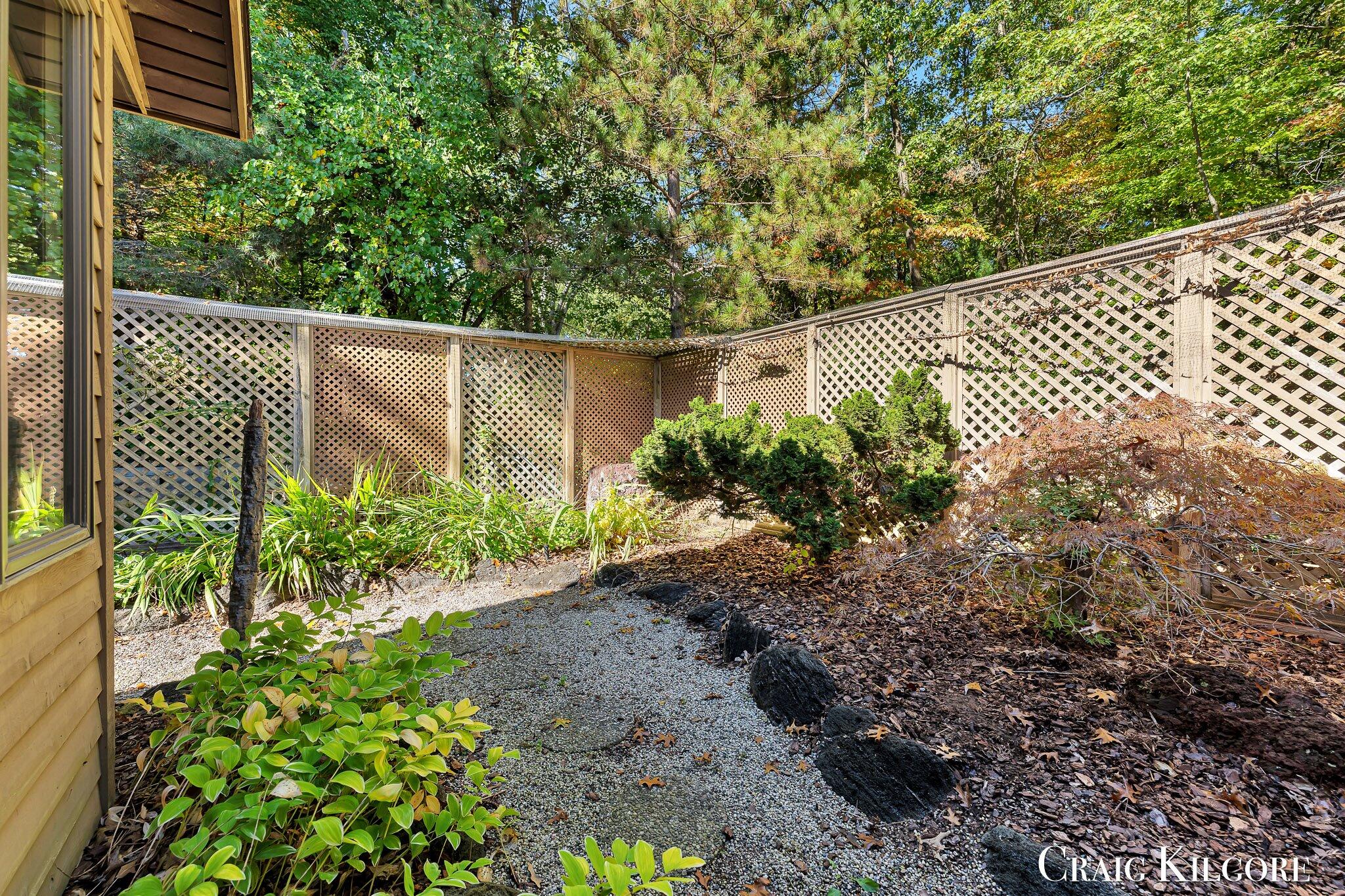 Spring Lake, Michigan, 49456, United States, 2 Bedrooms Bedrooms, ,3 BathroomsBathrooms,Residential,For Sale,2003157