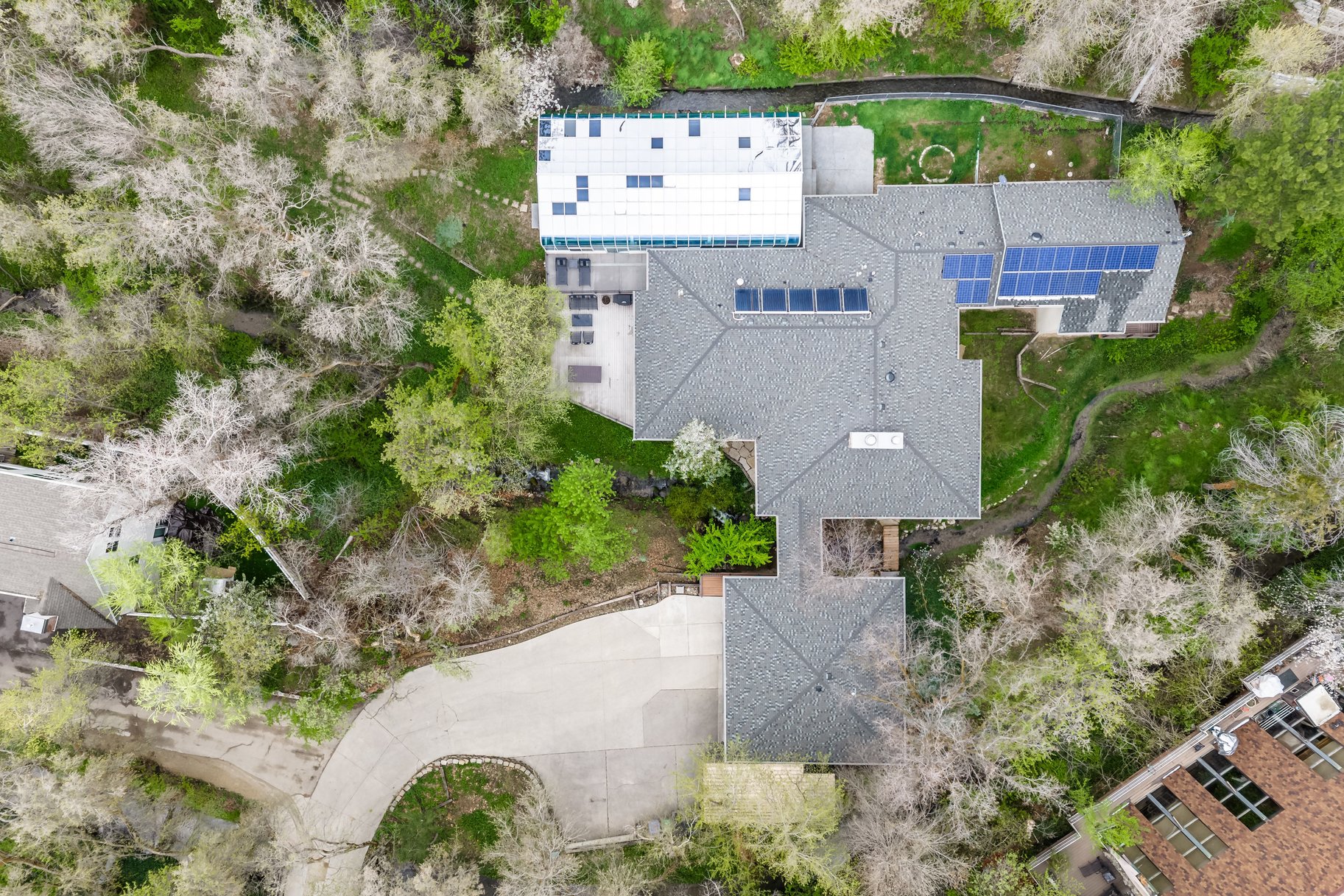  The Bend at Holladay, A Private Creekside Sanctuary - 物件實景