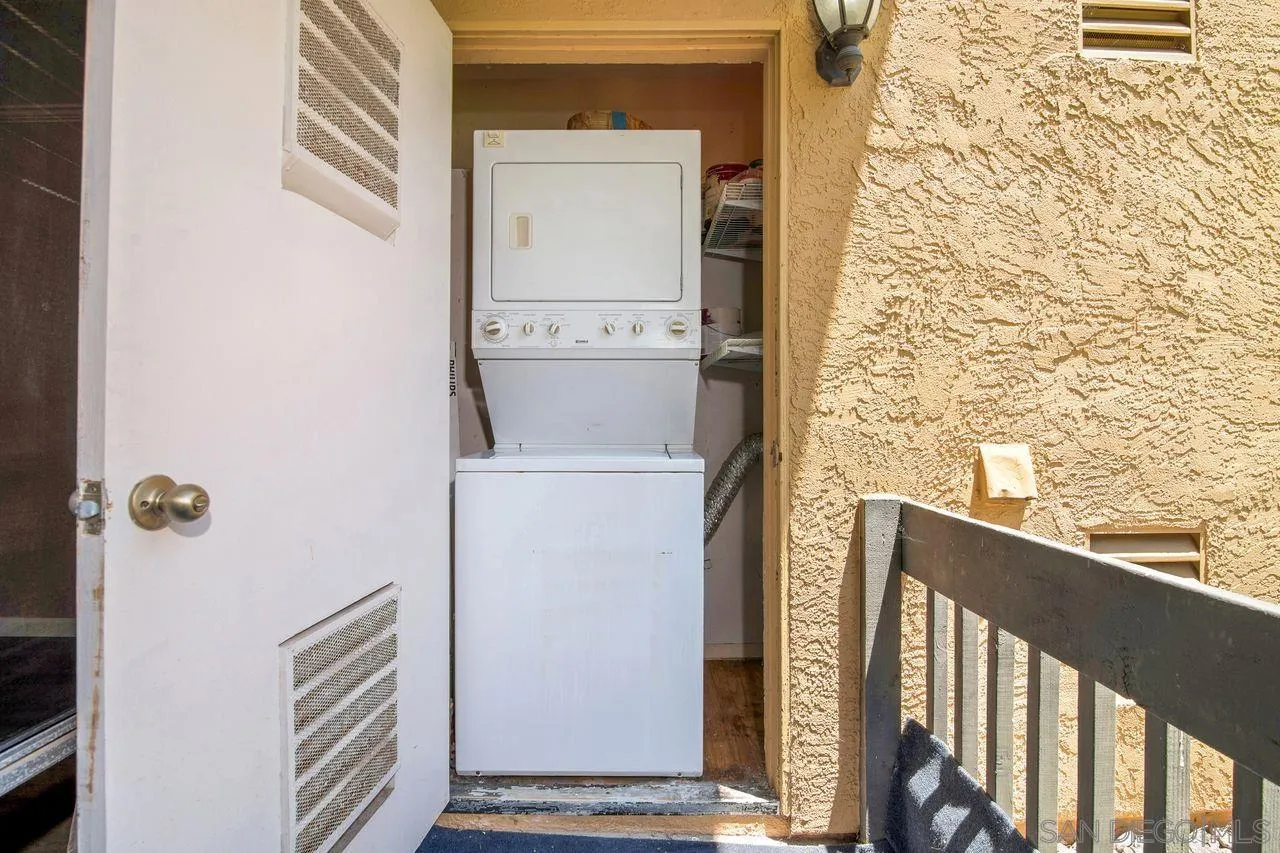 San Diego, California, 92127, United States, 2 Bedrooms Bedrooms, ,2 BathroomsBathrooms,Residential,For Sale,1950197