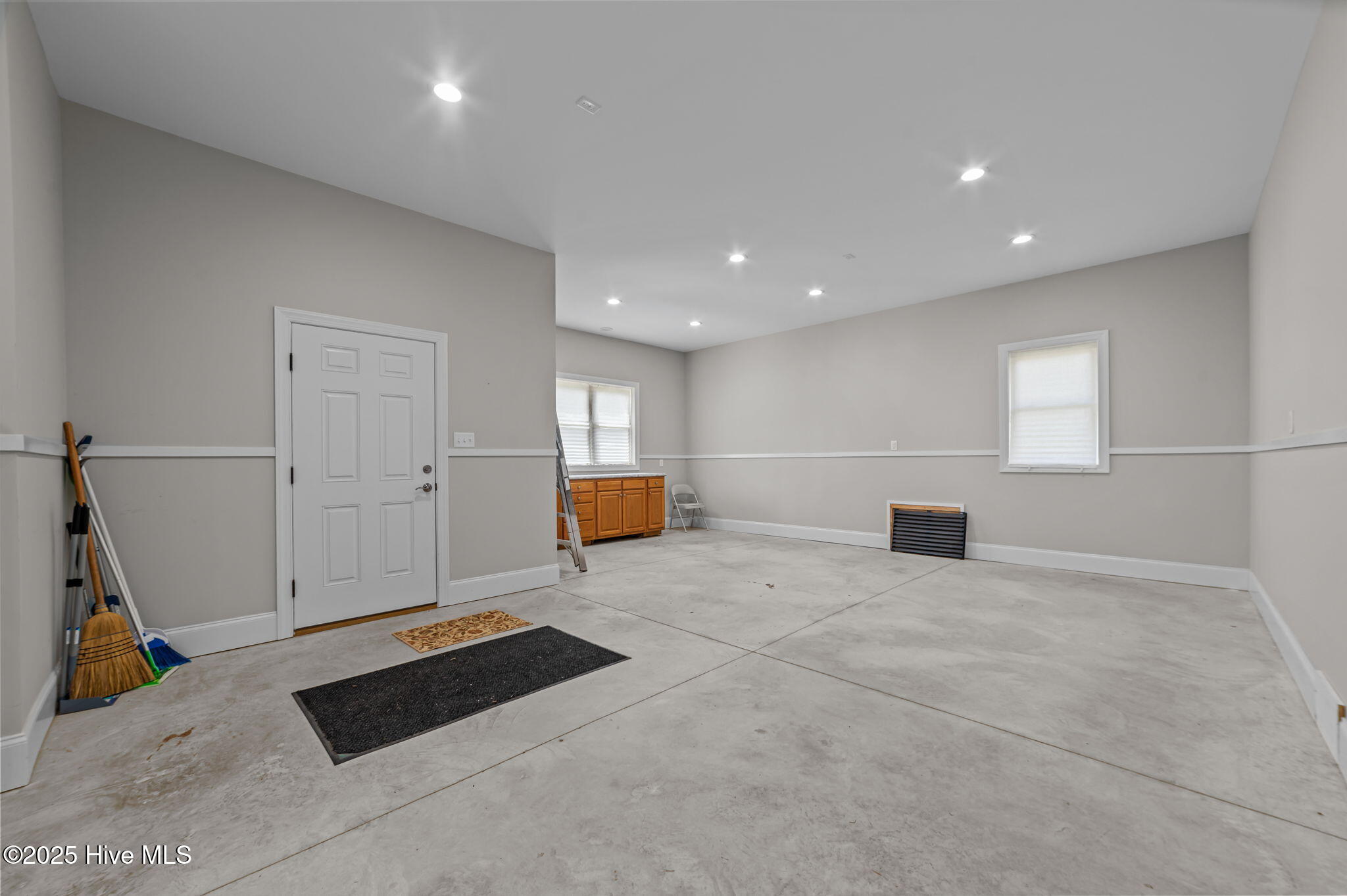 Bath, North Carolina, 27808, United States, 3 Bedrooms Bedrooms, ,3 BathroomsBathrooms,Residential,For Sale,1932772