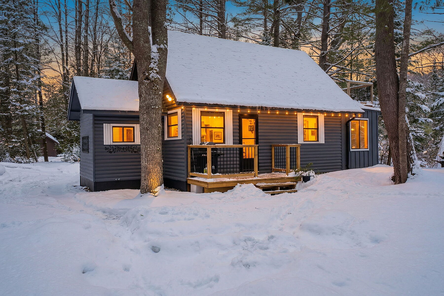  Serene Irondale River Cottage - 物件實景