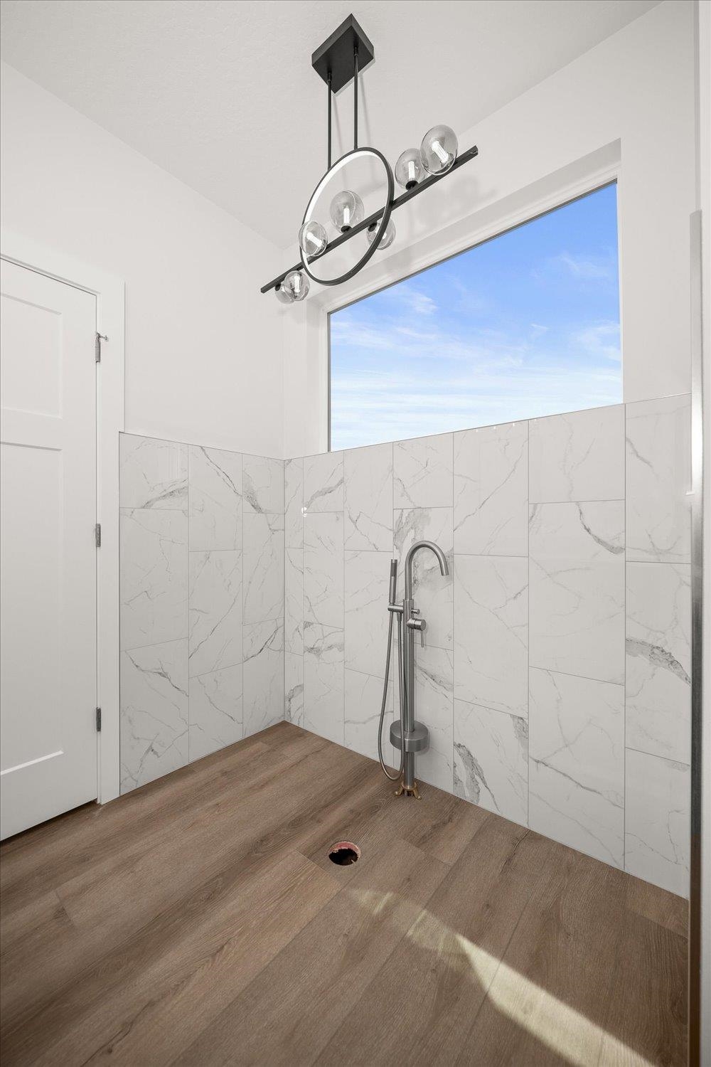 Spokane, Washington, 99208, United States, 4 Bedrooms Bedrooms, ,3 BathroomsBathrooms,Residential,For Sale,1940467