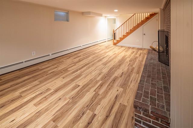 Dover, New Hampshire, 03820, United States, 3 Bedrooms Bedrooms, ,4 BathroomsBathrooms,Residential,For Sale,1926257