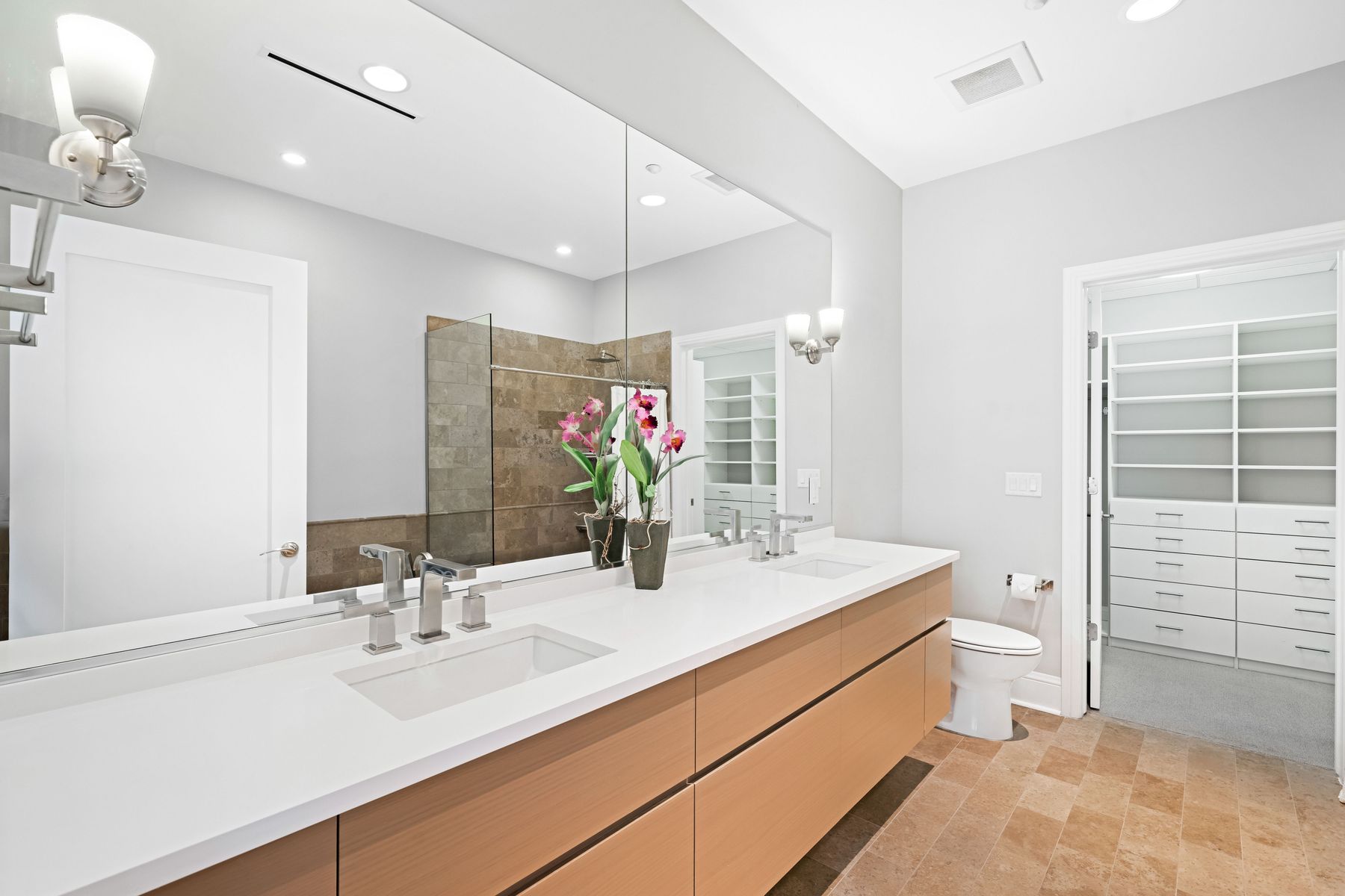  Featuring Stunning Western Views of the Front Range - 物件實景