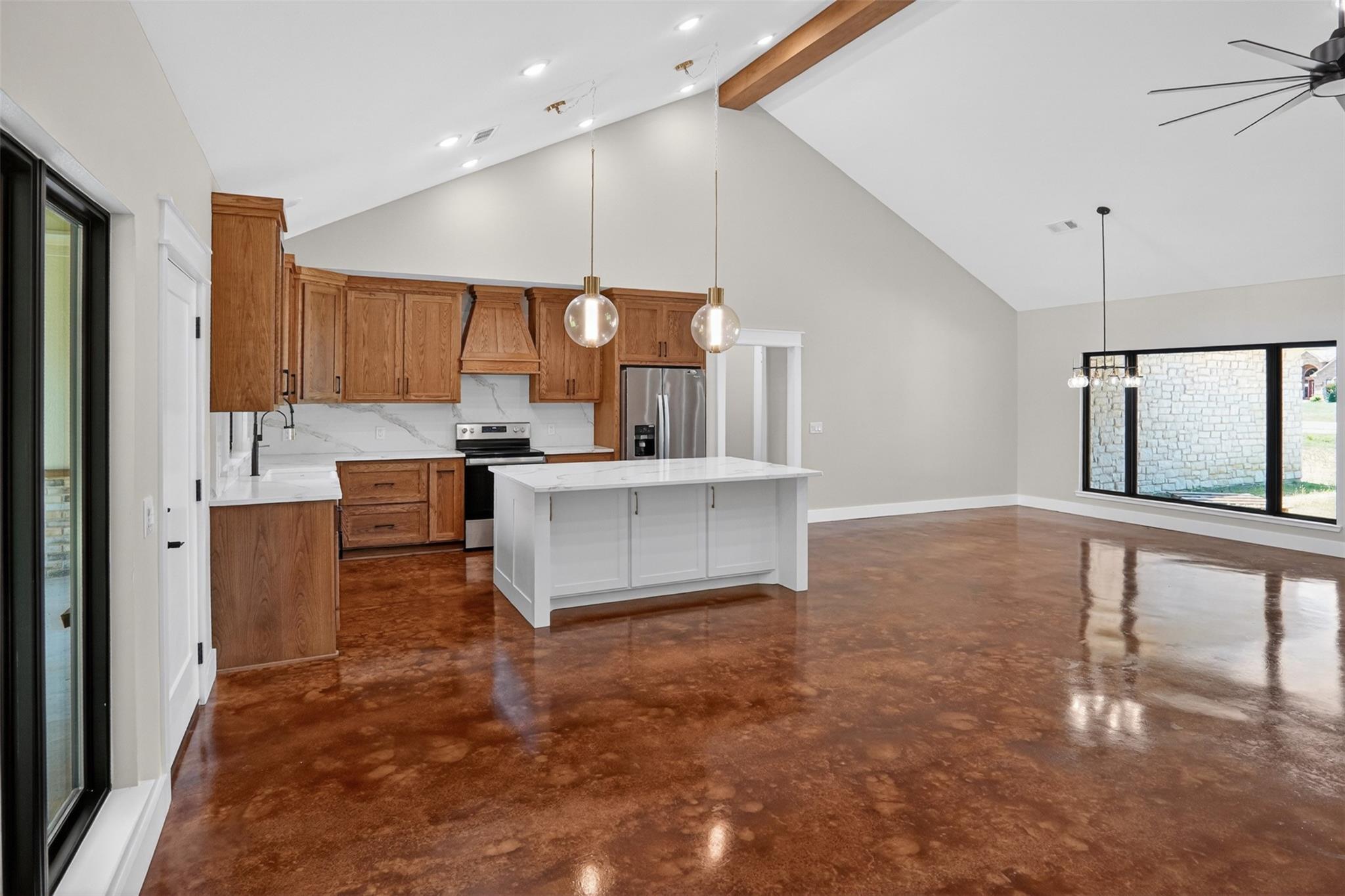 Paris, Texas, 75462, United States, 4 Bedrooms Bedrooms, ,4 BathroomsBathrooms,Residential,For Sale,2049414
