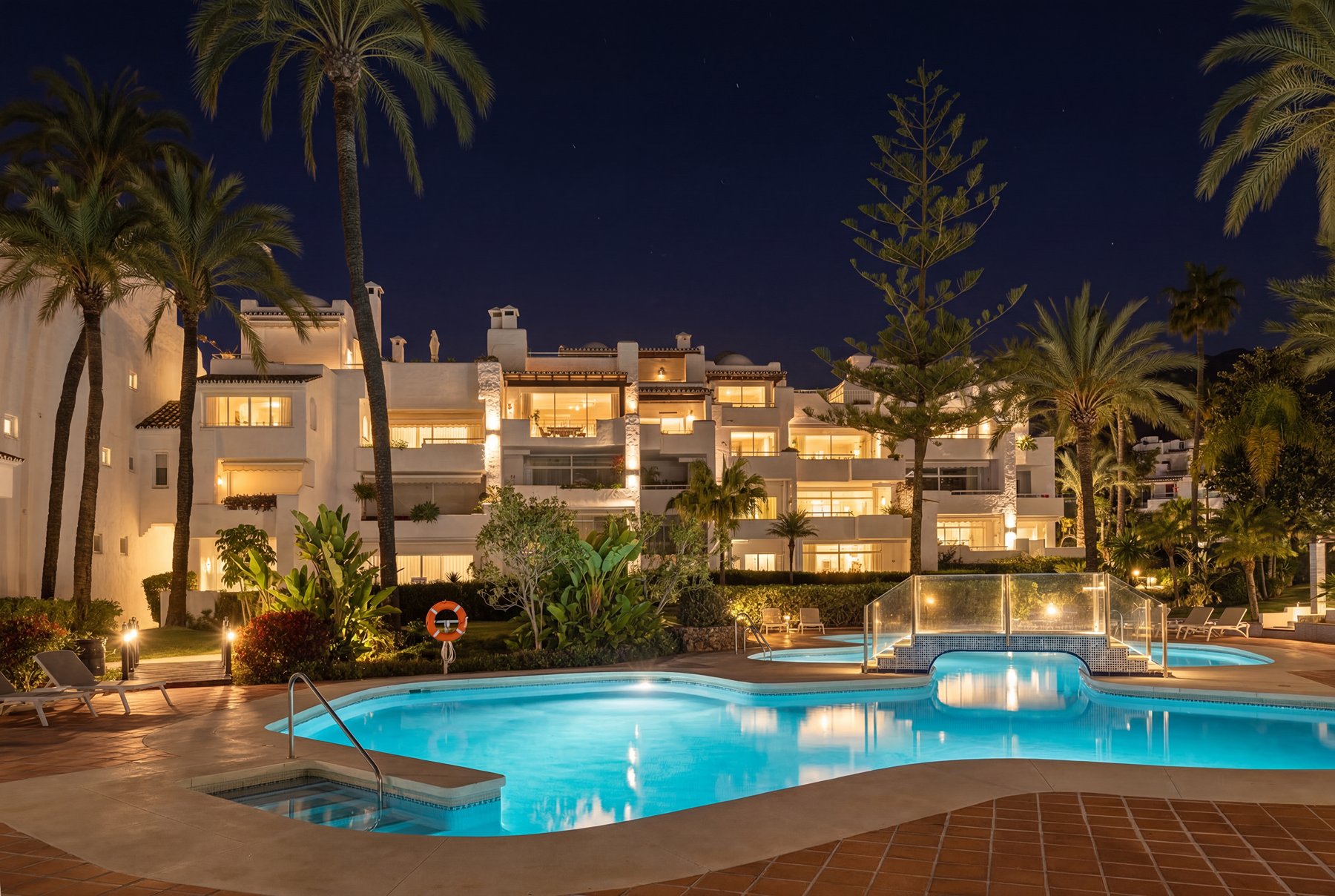  Elegant penthouse duplex with sea views on the beachfront - 物件實景