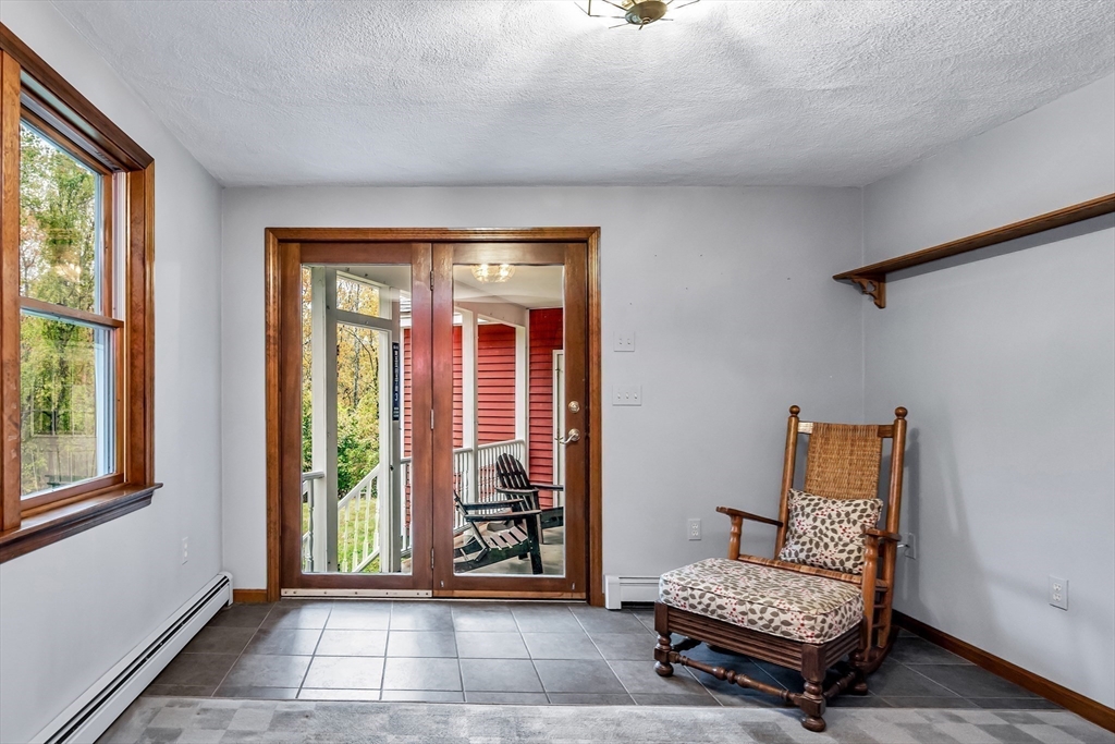 Dracut, Massachusetts, 01826, United States, 3 Bedrooms Bedrooms, ,2 BathroomsBathrooms,Residential,For Sale,1982385