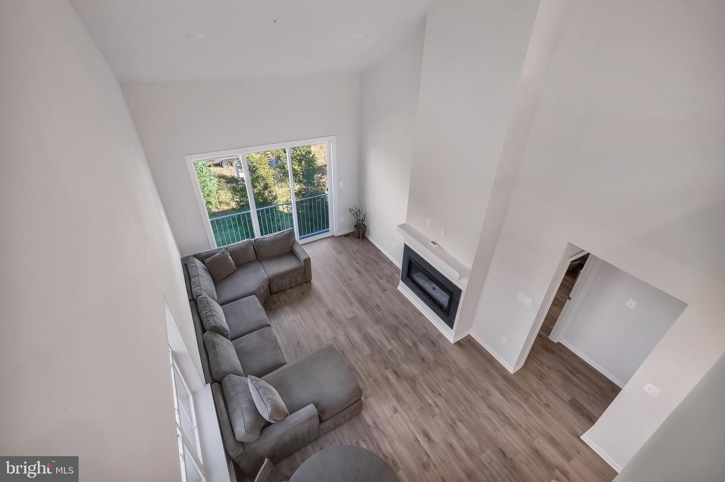 Bowie, Maryland, 20720, United States, 3 Bedrooms Bedrooms, ,4 BathroomsBathrooms,Residential,For Sale,1968655