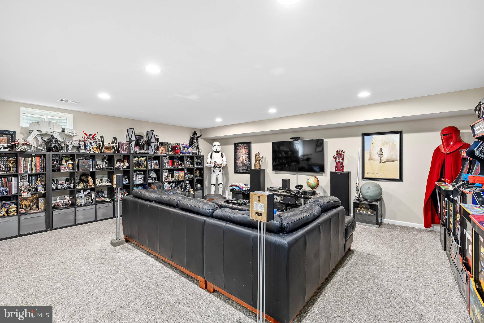 Fredericksburg, Virginia, 22401, United States, 4 Bedrooms Bedrooms, ,3 BathroomsBathrooms,Residential,For Sale,1927821
