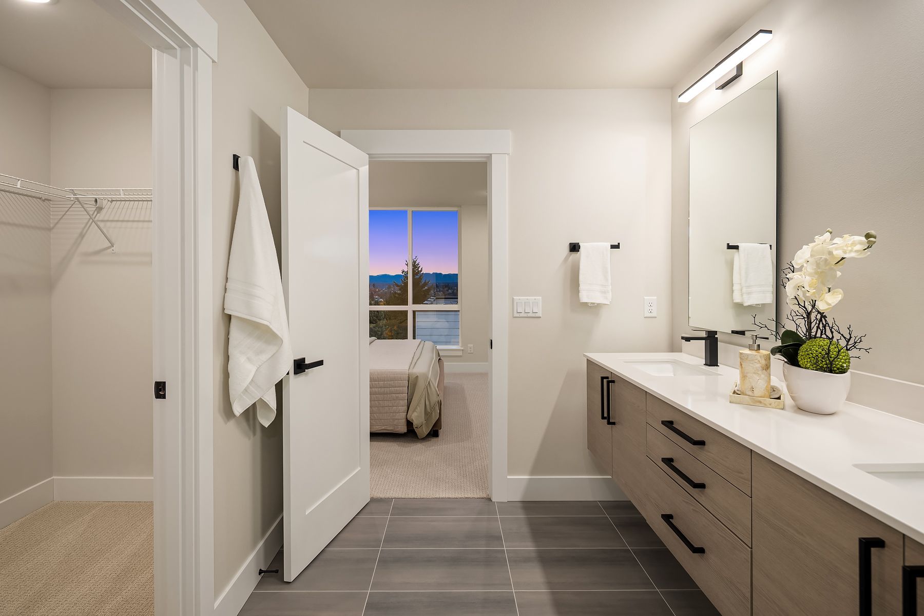  1319 14th Ave S Unit #A, Seattle, WA 98144 - 物件實景