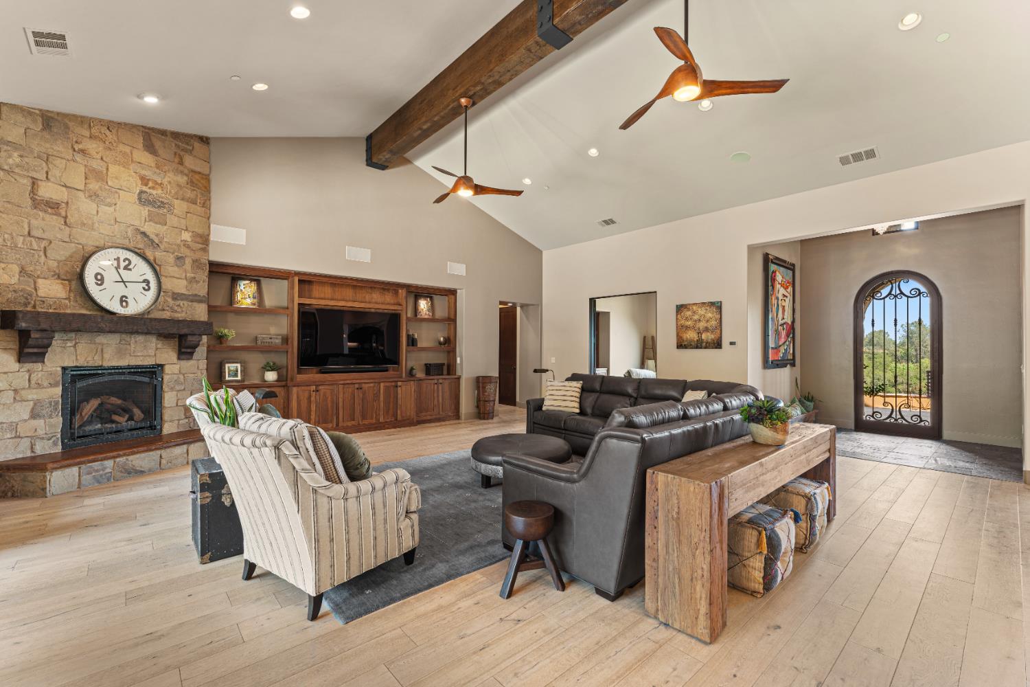 Loomis, California, 95650, United States, 4 Bedrooms Bedrooms, ,5 BathroomsBathrooms,Residential,For Sale,1939429