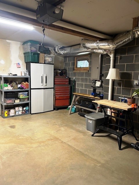 West Jefferson, North Carolina, 28694, United States, 2 Bedrooms Bedrooms, ,2 BathroomsBathrooms,Residential,For Sale,1986104