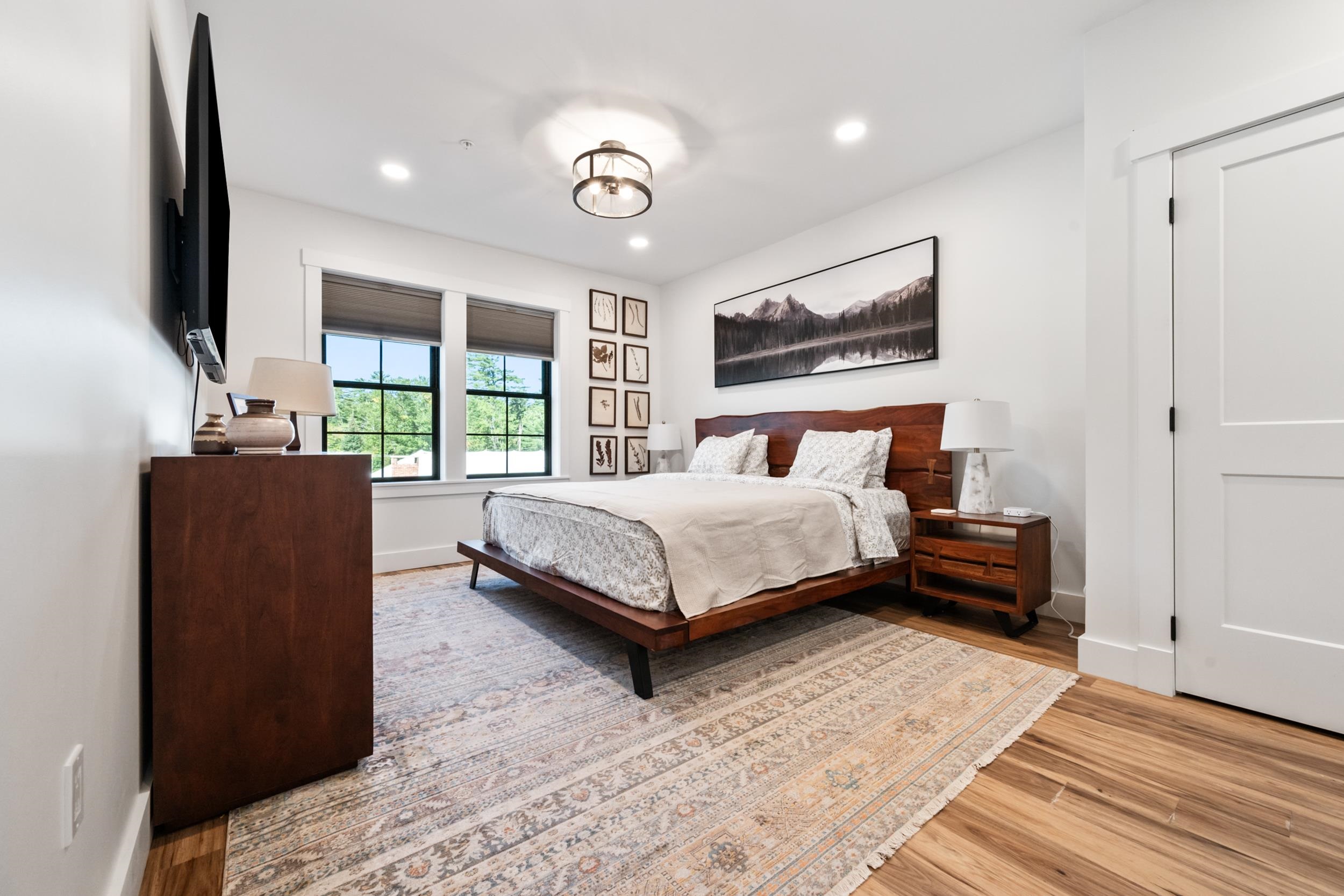 Conway, New Hampshire, 03860, United States, 3 Bedrooms Bedrooms, ,2 BathroomsBathrooms,Residential,For Sale,1991072