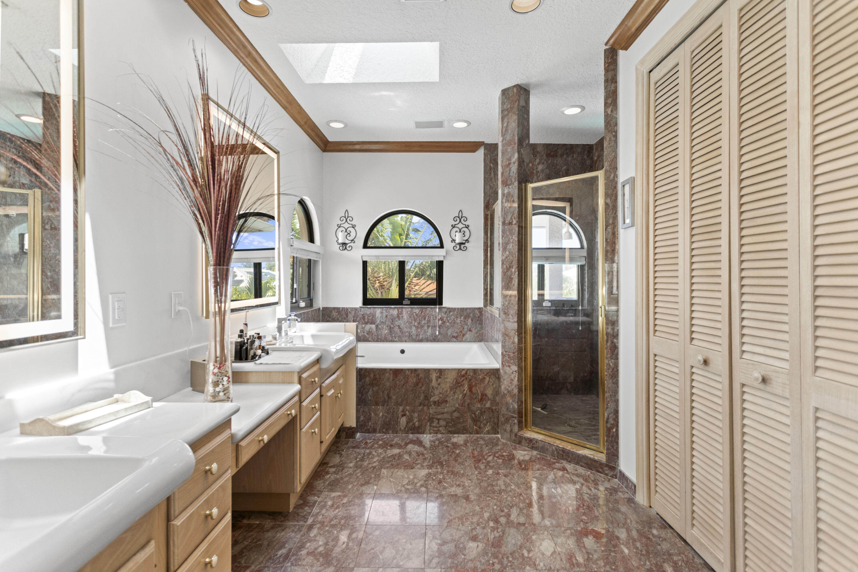 Pompano Beach, Florida, 33062, United States, 4 Bedrooms Bedrooms, ,3 BathroomsBathrooms,Residential,For Sale,1804148
