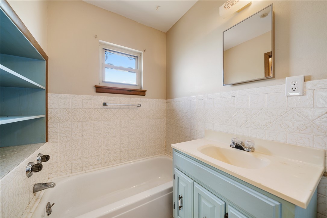 Riviera, Texas, 78379, United States, 3 Bedrooms Bedrooms, ,2 BathroomsBathrooms,Residential,For Sale,2001021