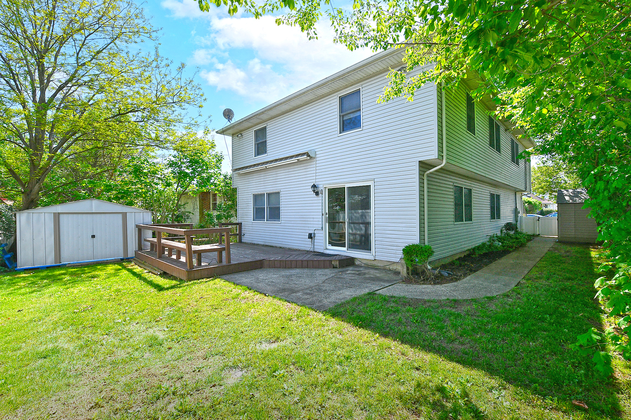 Bethpage, New York, 11714, United States, 4 Bedrooms Bedrooms, ,3 BathroomsBathrooms,Residential,For Sale,1880879