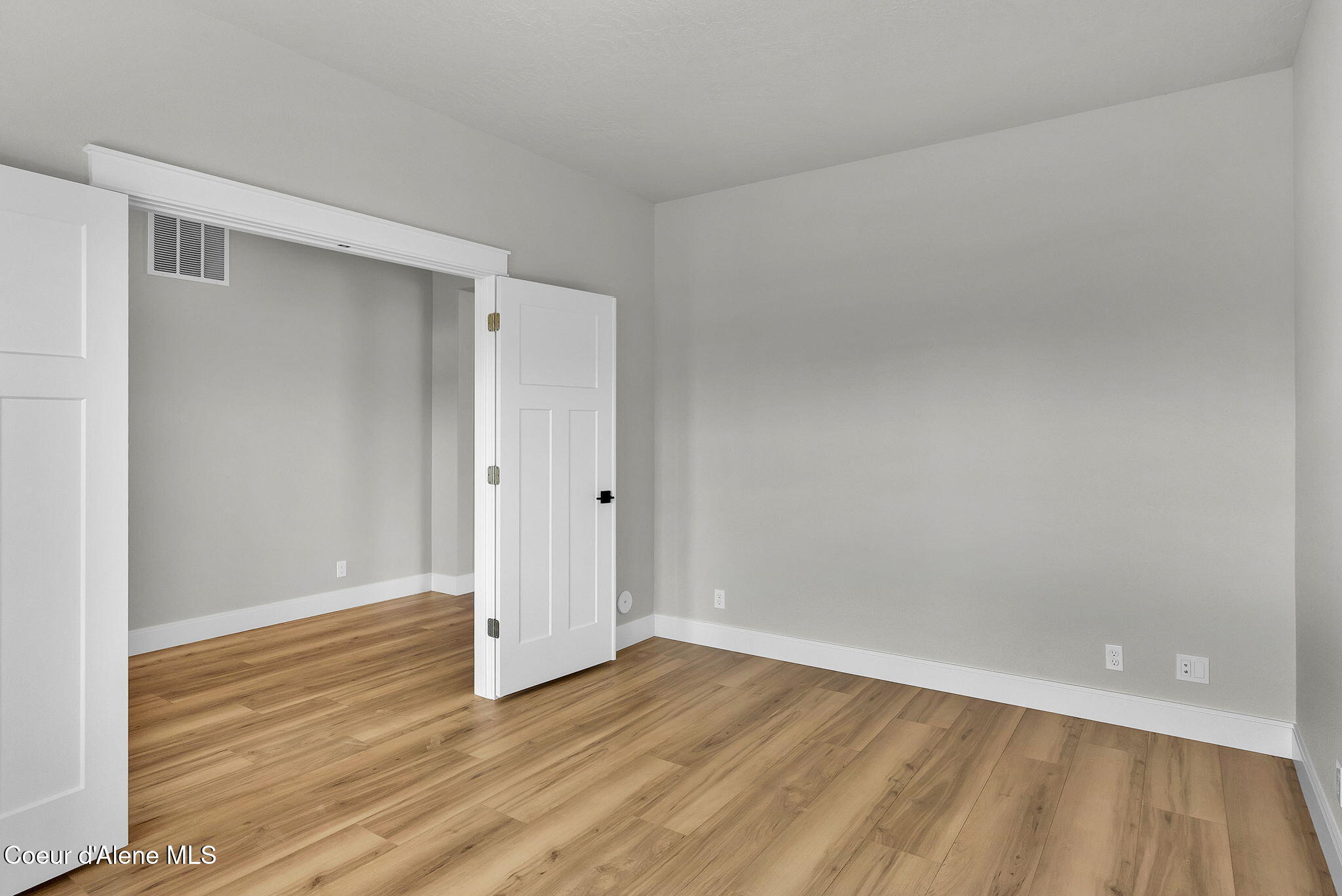 Rathdrum, Idaho, 83858, United States, 4 Bedrooms Bedrooms, ,2 BathroomsBathrooms,Residential,For Sale,1998808