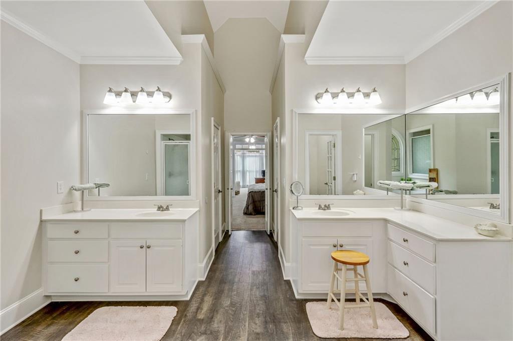 Cumming, Georgia, 30041, United States, 4 Bedrooms Bedrooms, ,4 BathroomsBathrooms,Residential,For Sale,1989909